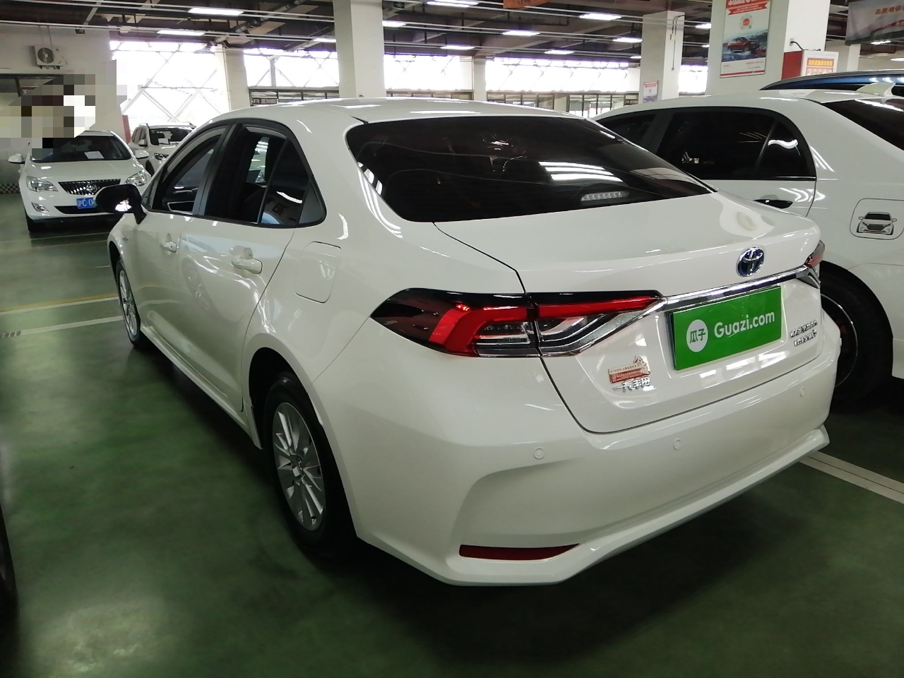 丰田 卡罗拉 2022款 双擎 1.8L E-CVT先锋版