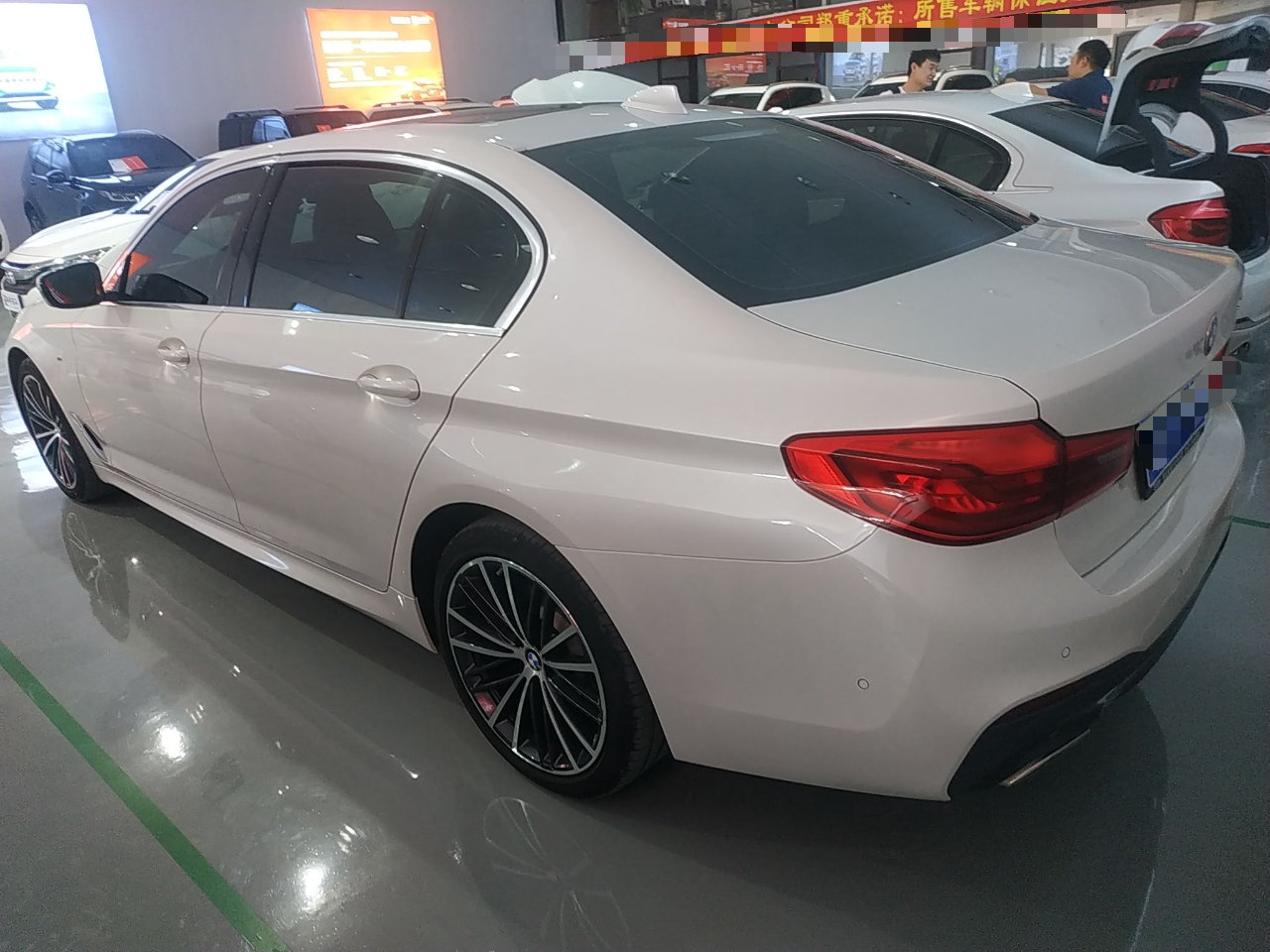 宝马5系 2020款 530Li 领先型 M运动套装