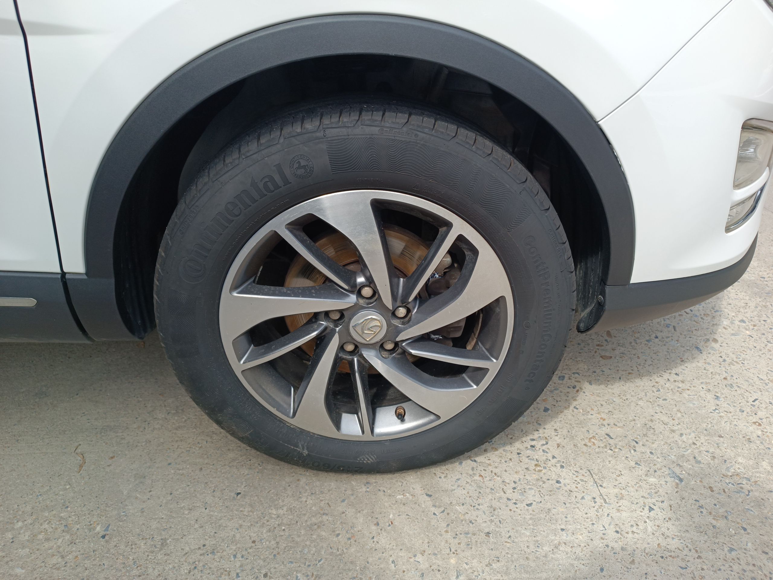 宝骏560 2016款 1.8L iAMT豪华型