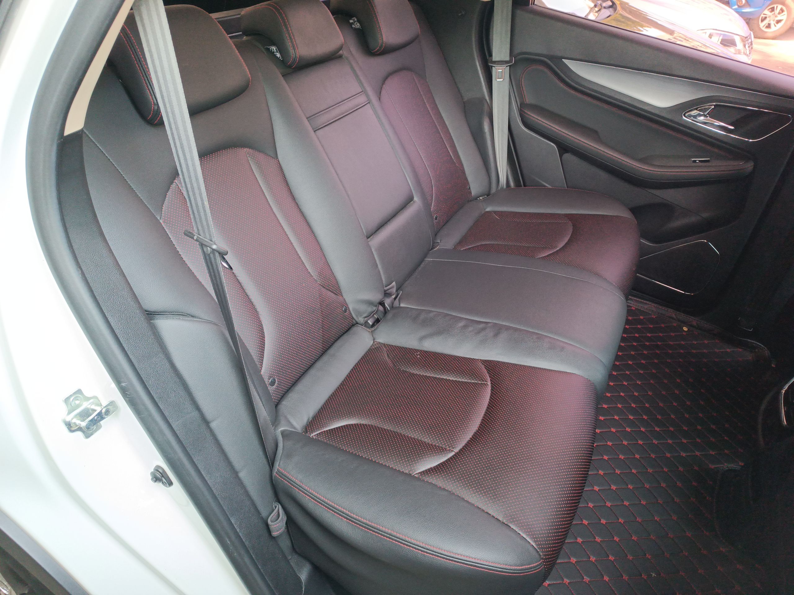 宝骏560 2016款 1.8L iAMT豪华型