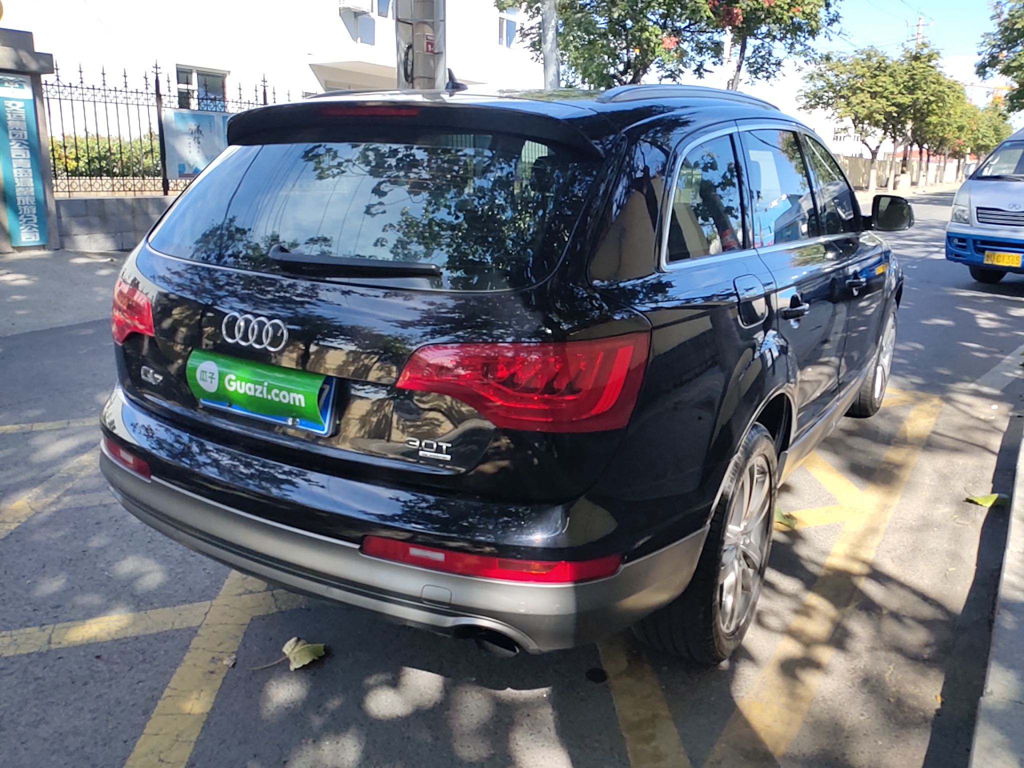 奥迪Q7 2011款 3.0 TFSI 进取型(200kW)(进口)