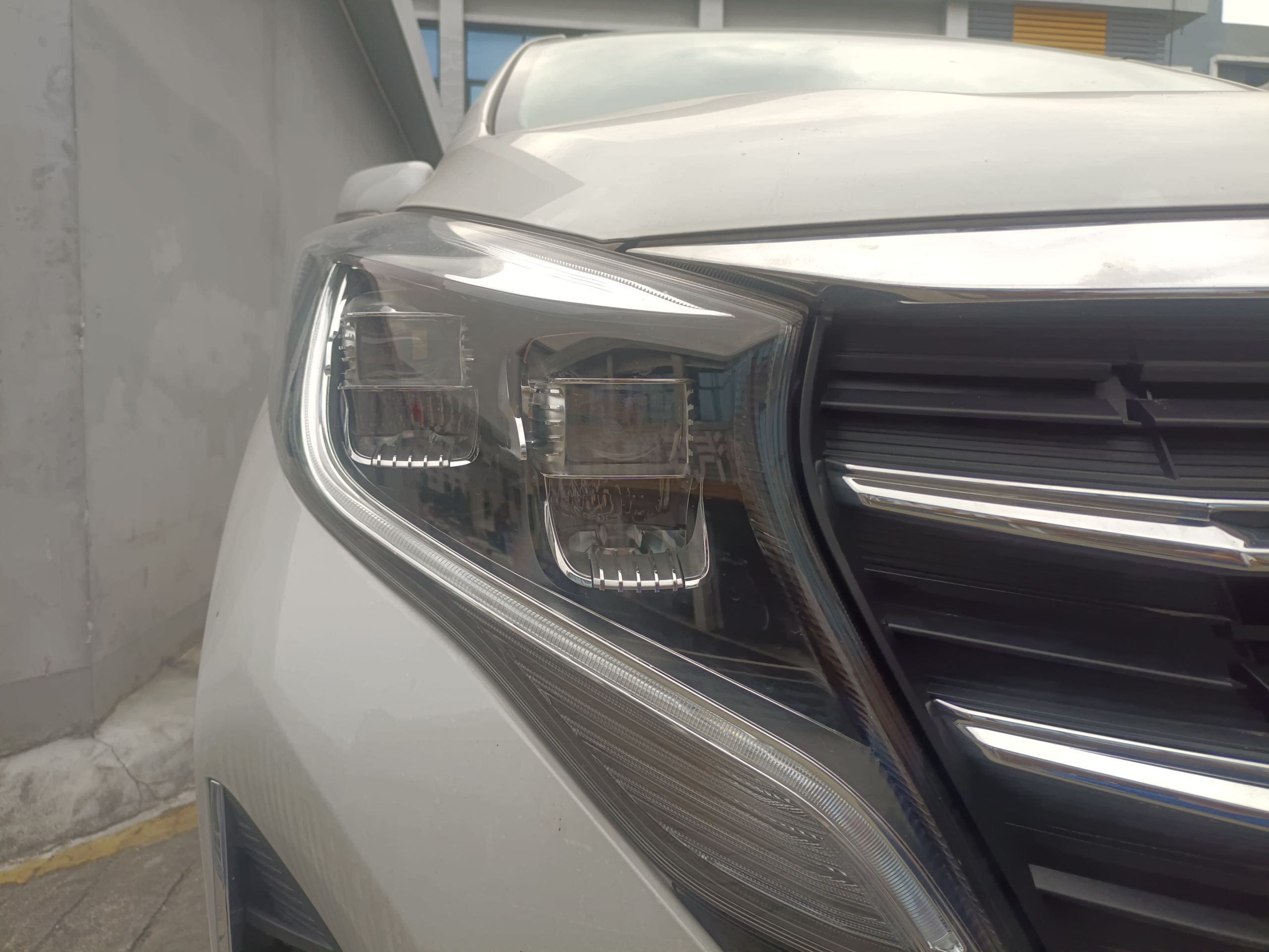 广汽传祺 传祺M8 2023款 领秀系列 390T 尊贵版