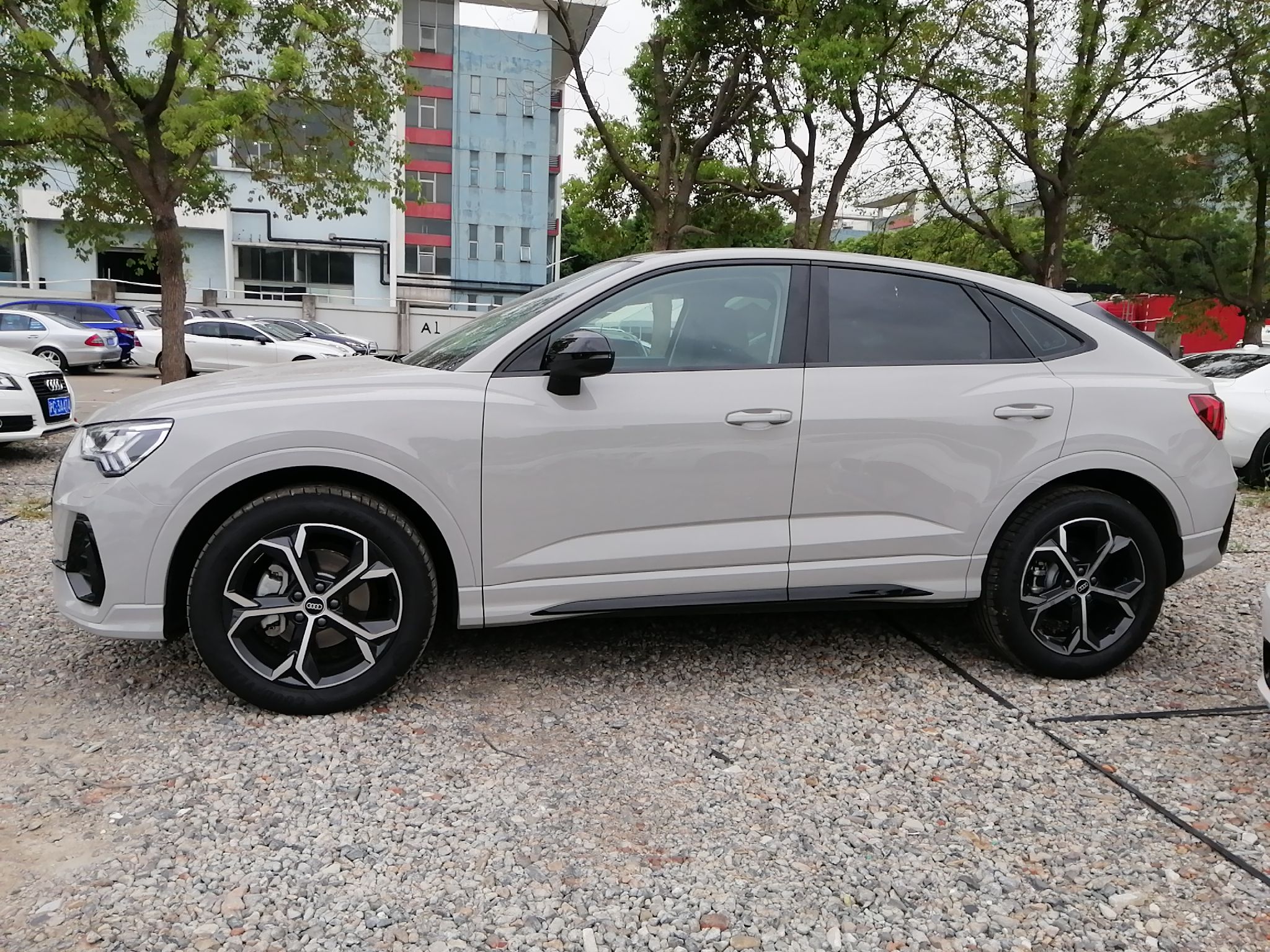 奥迪Q3 2020款 Sportback 45 TFSI quattro 时尚型