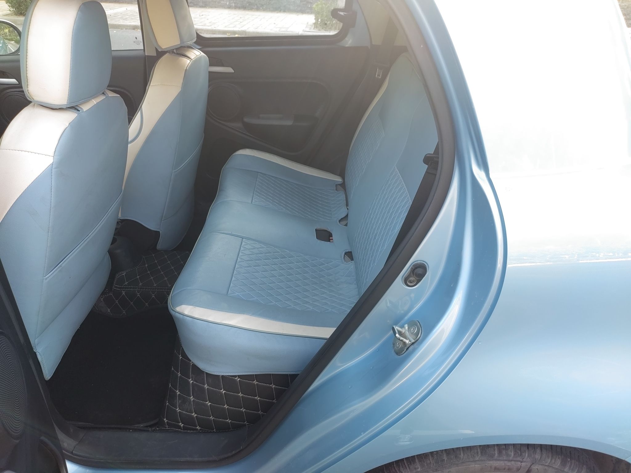 欧拉黑猫 2019款 351km 灵趣版