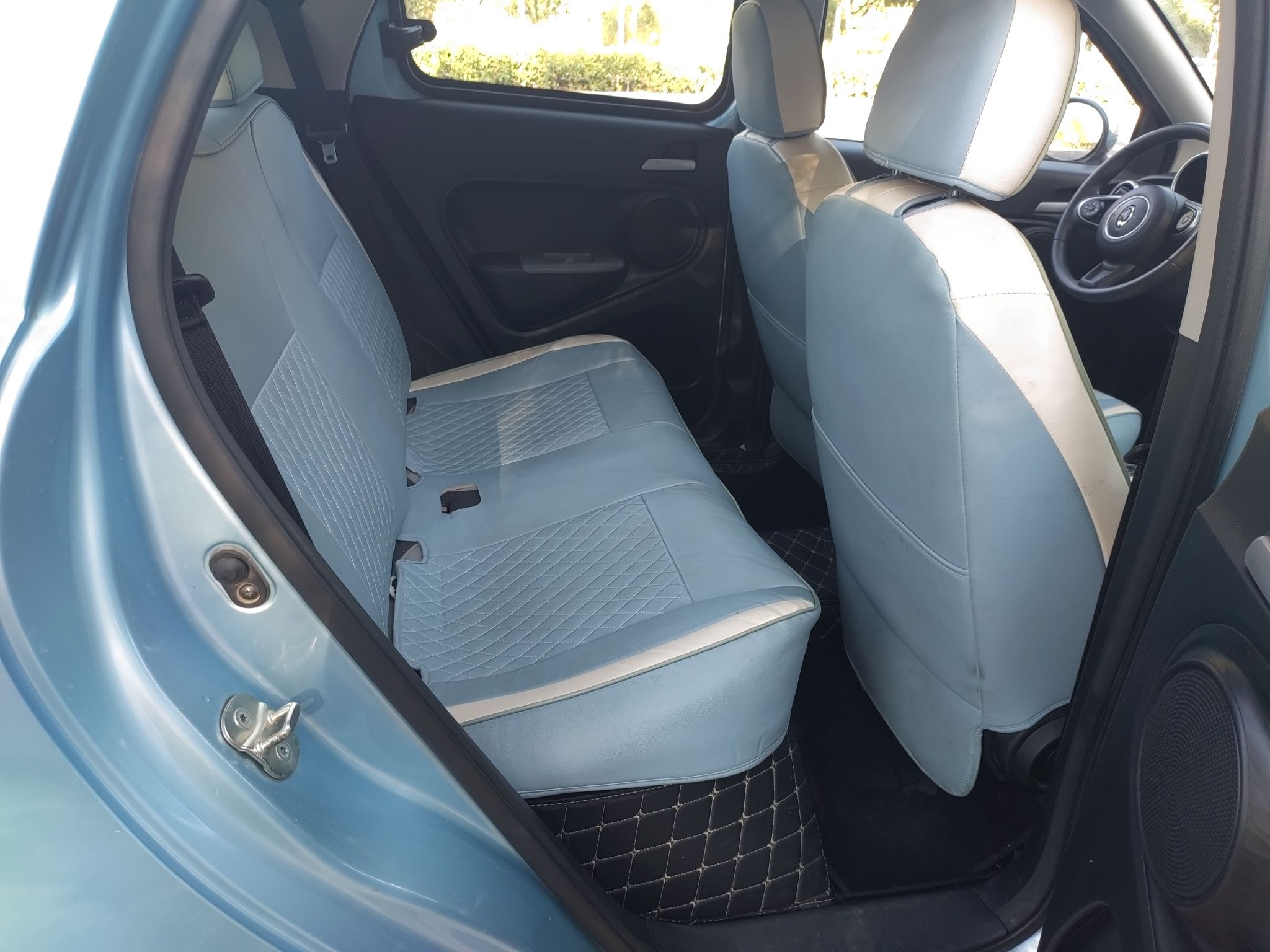 欧拉黑猫 2019款 351km 灵趣版