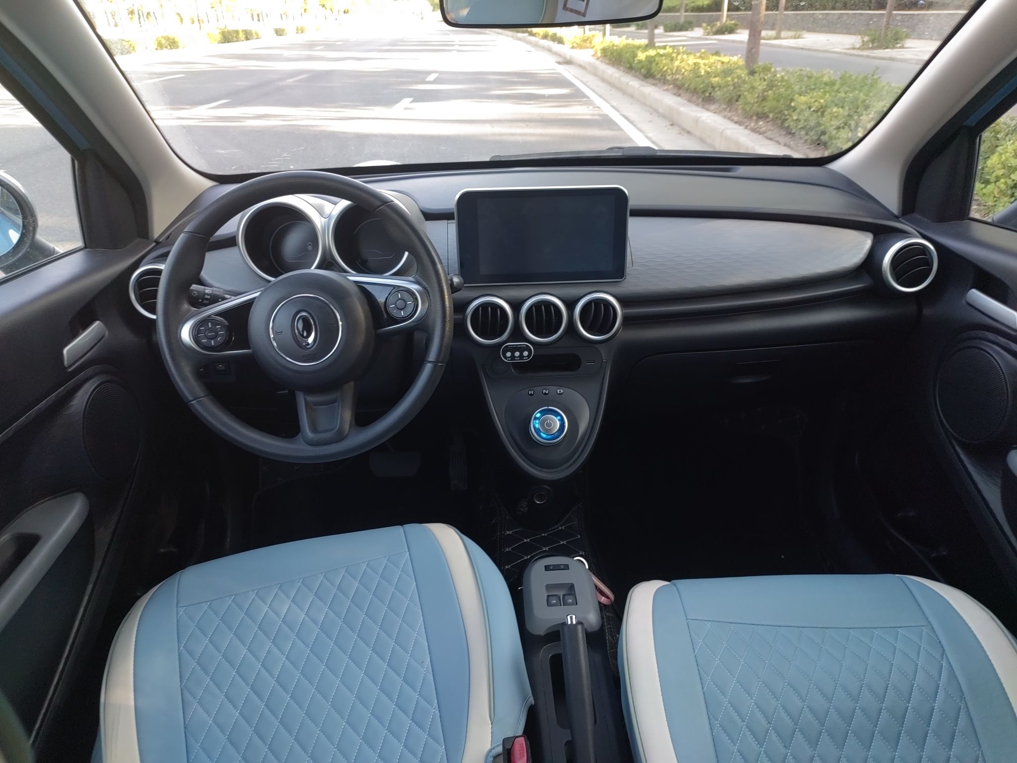 欧拉黑猫 2019款 351km 灵趣版