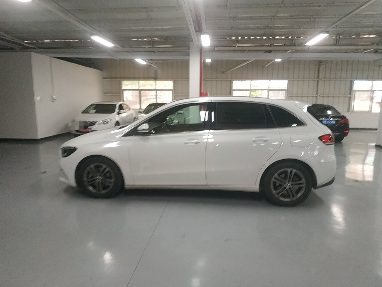 奔驰B级 2020款 B 200 动感型