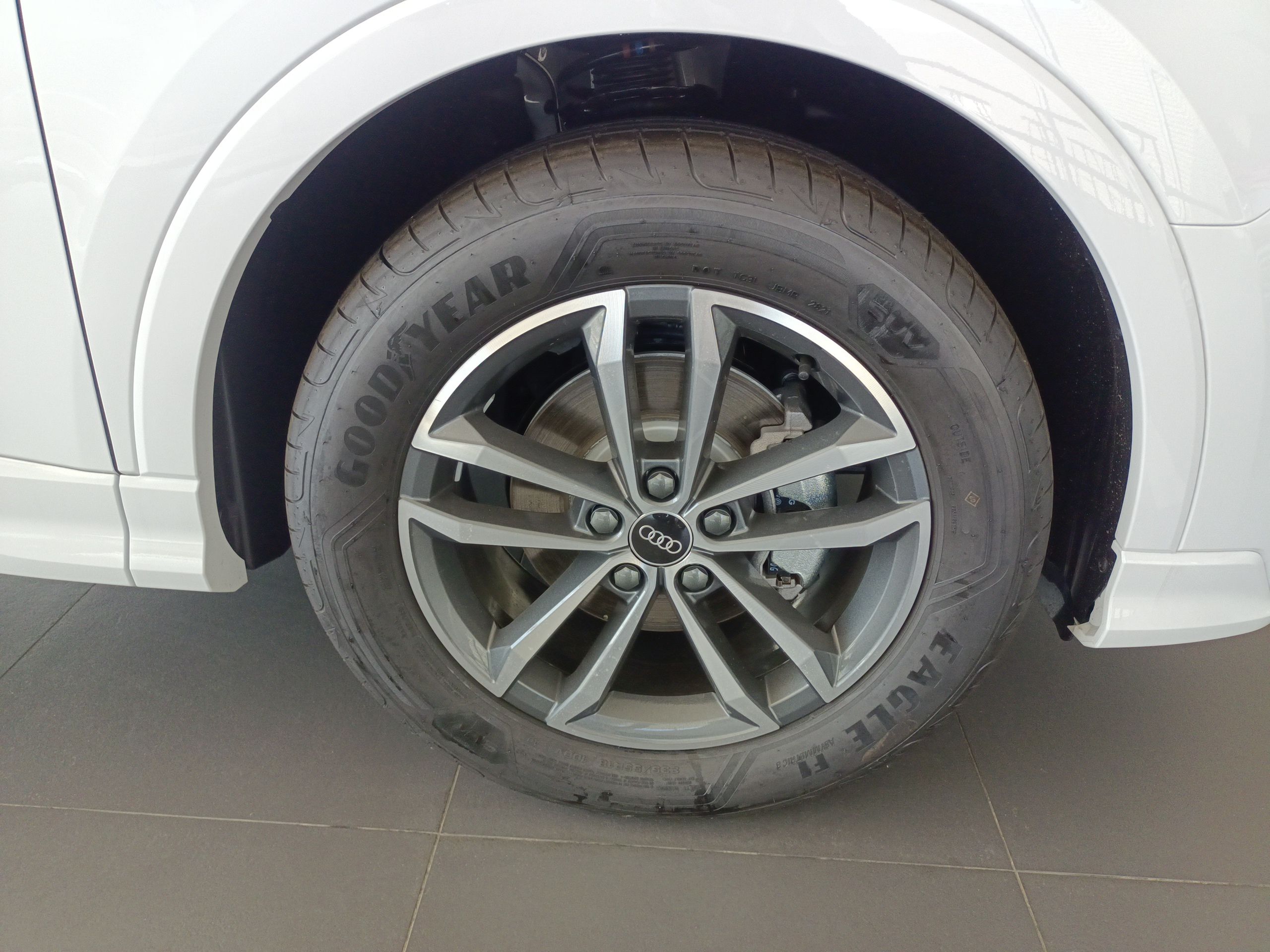 奥迪Q3 2022款 35 TFSI 进取动感型