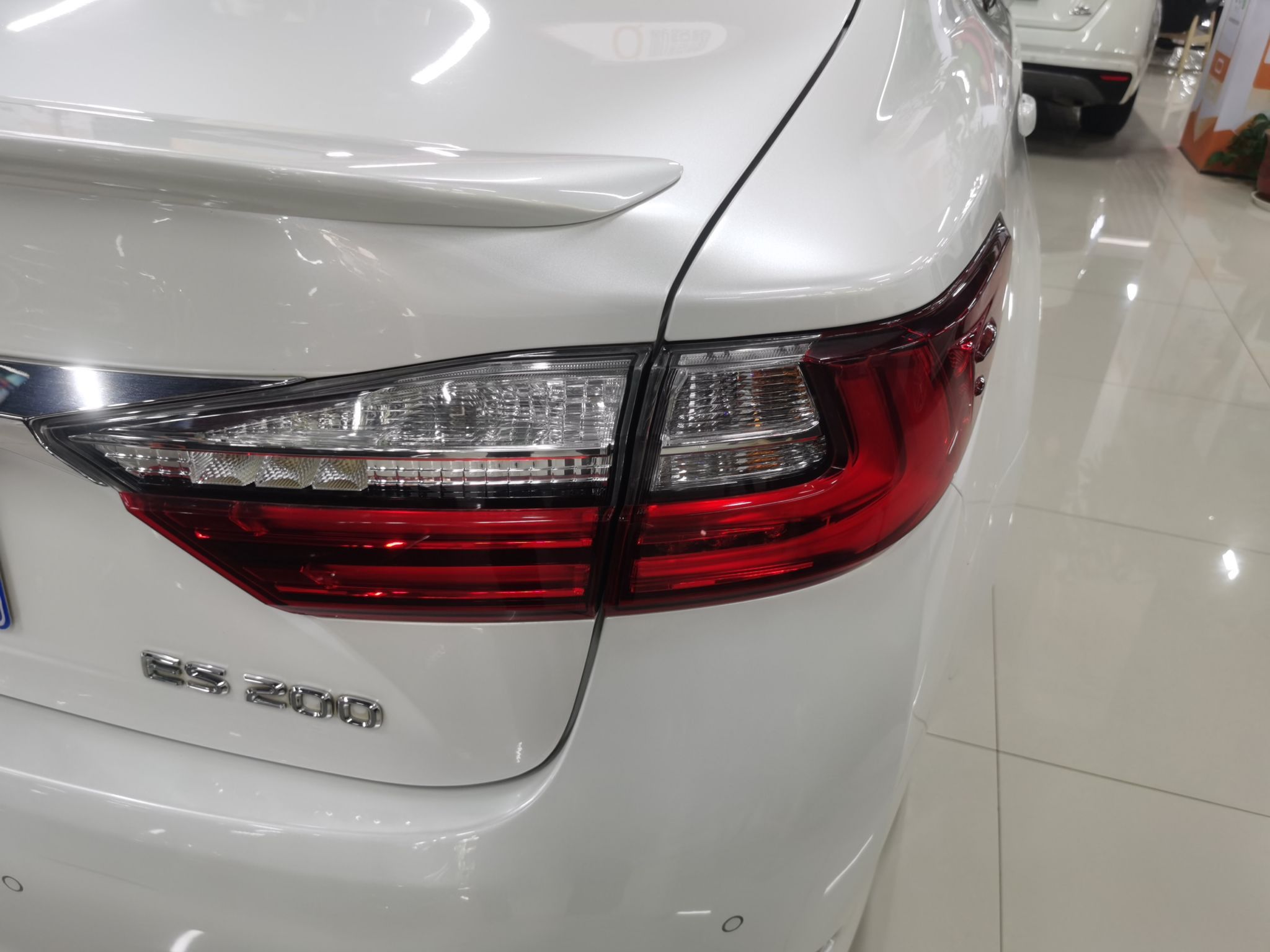 雷克萨斯ES 2015款 200 精英版