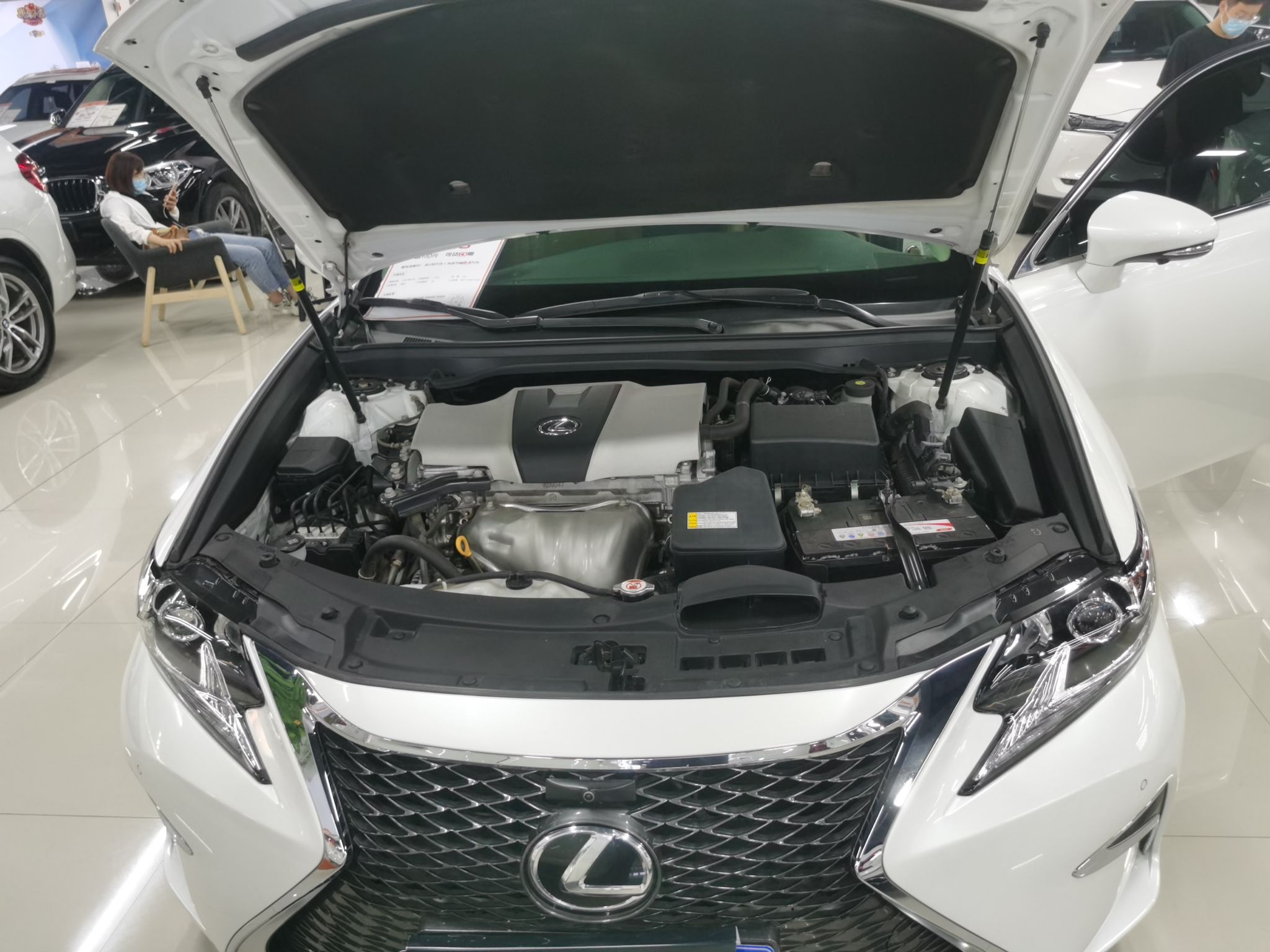 雷克萨斯ES 2015款 200 精英版