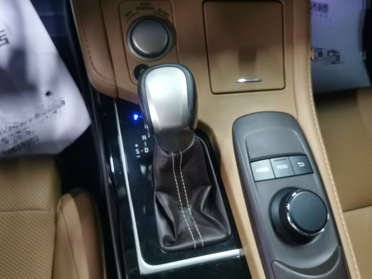 雷克萨斯ES 2015款 200 精英版