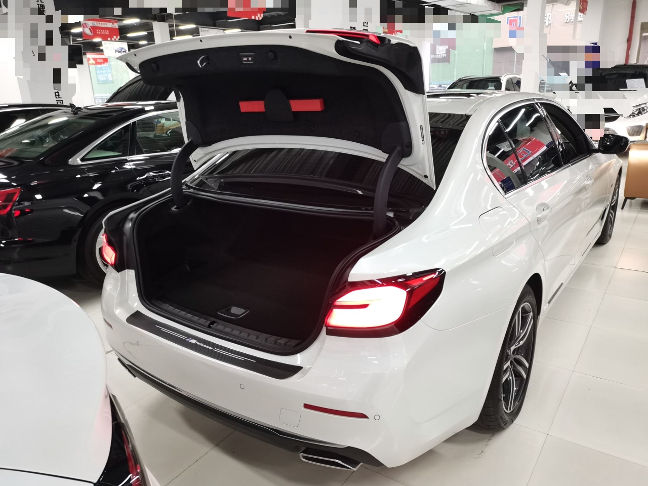 宝马5系新能源 2022款 改款 535Le 豪华套装