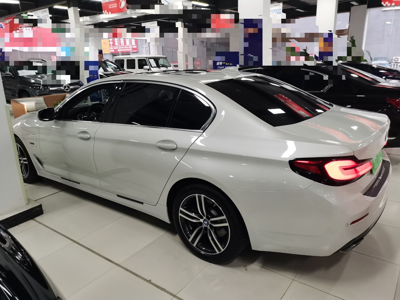 宝马5系新能源 2022款 改款 535Le 豪华套装