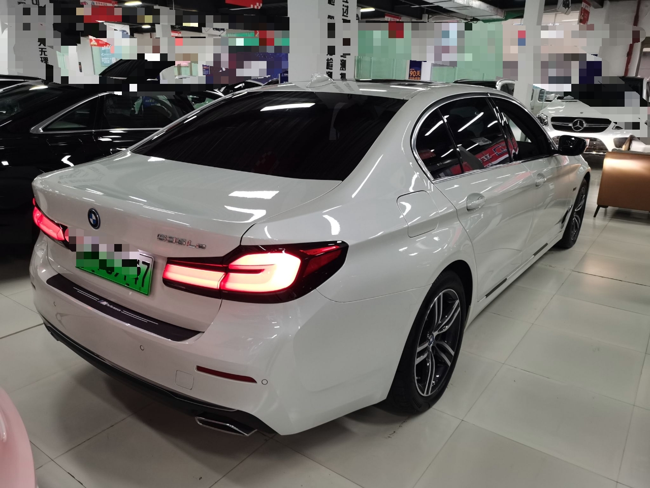 宝马5系新能源 2022款 改款 535Le 豪华套装