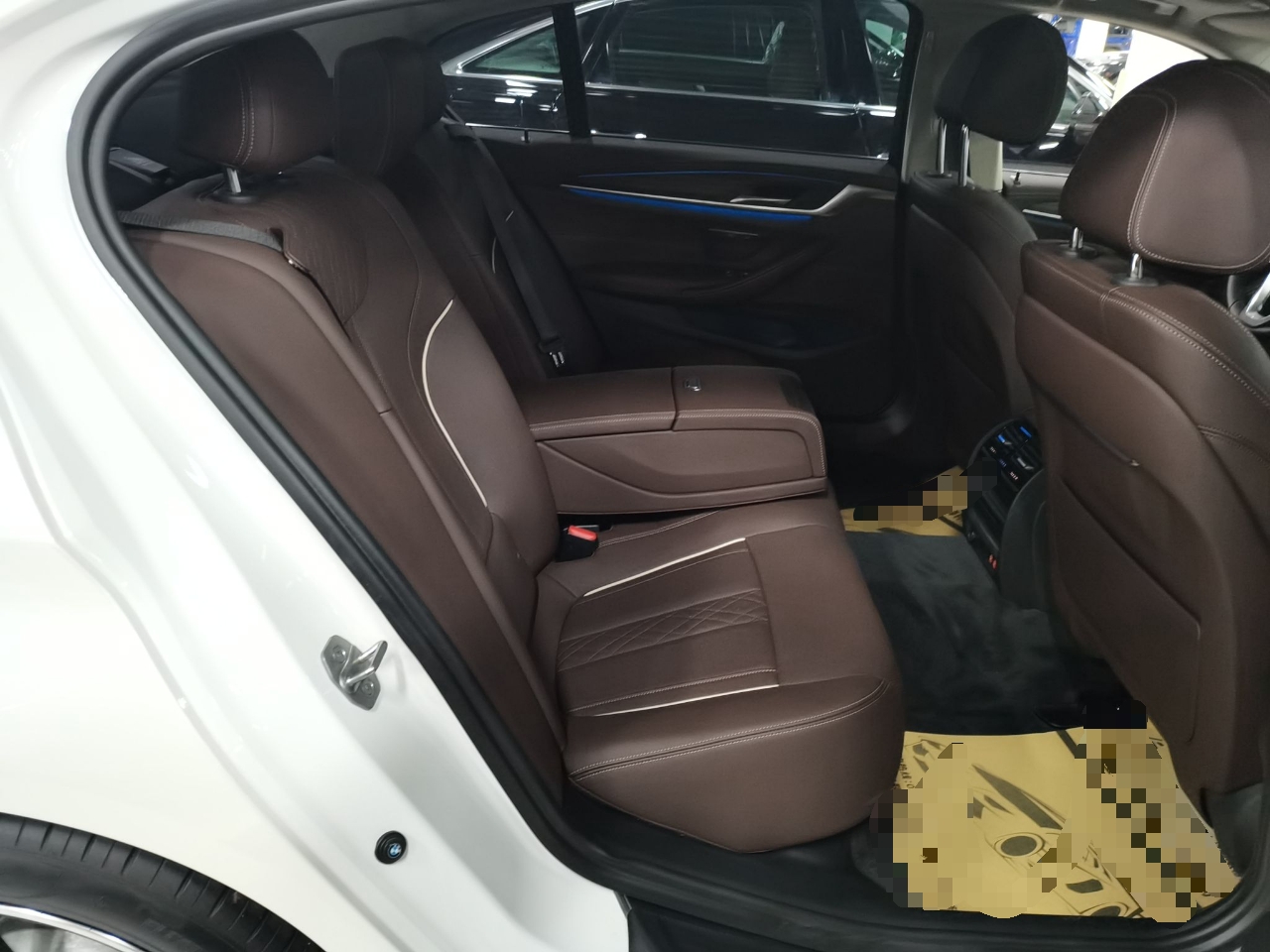 宝马5系新能源 2022款 改款 535Le 豪华套装