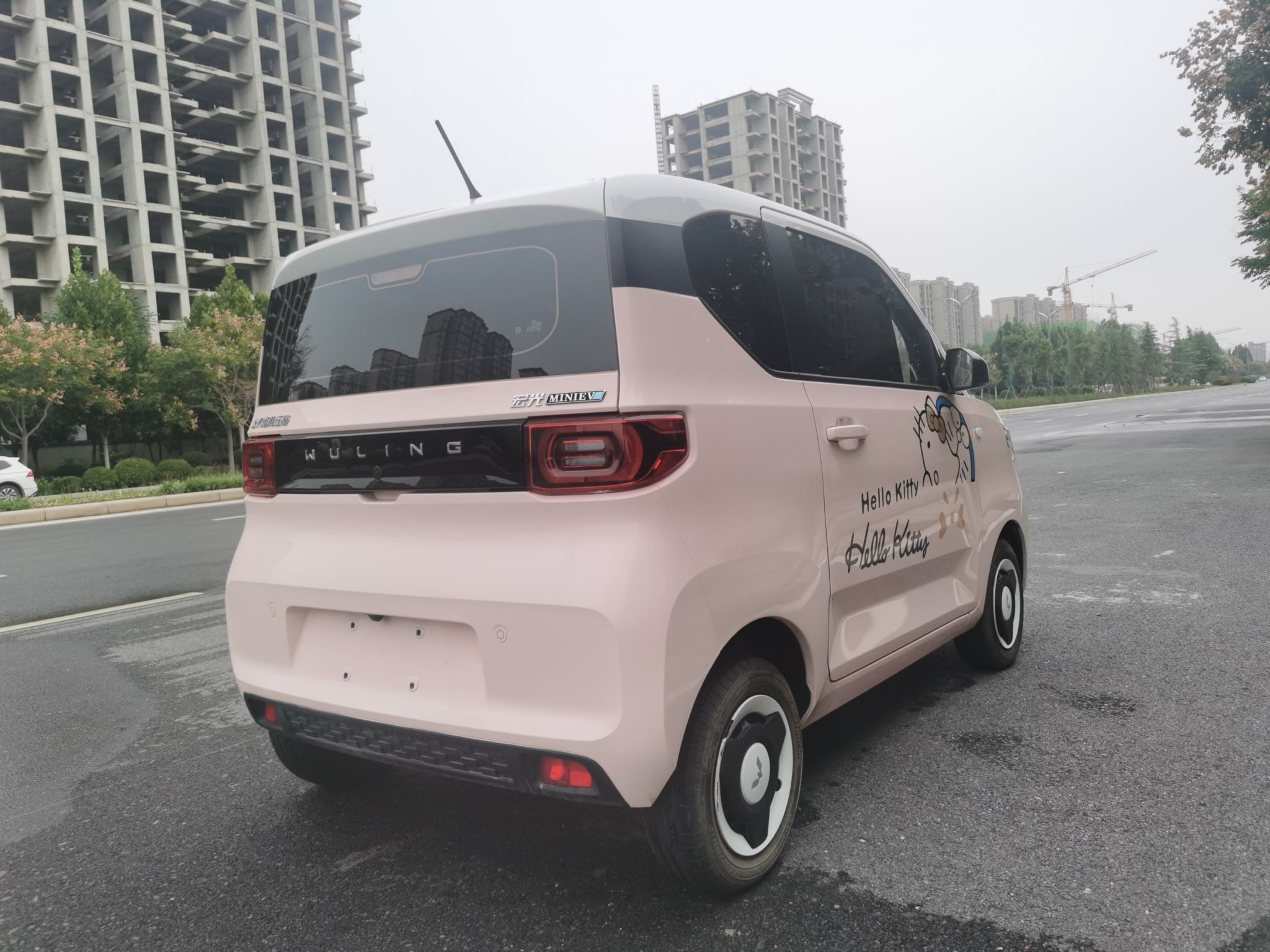 五菱汽车 宏光MINI EV 2021款 马卡龙臻享款 磷酸铁锂