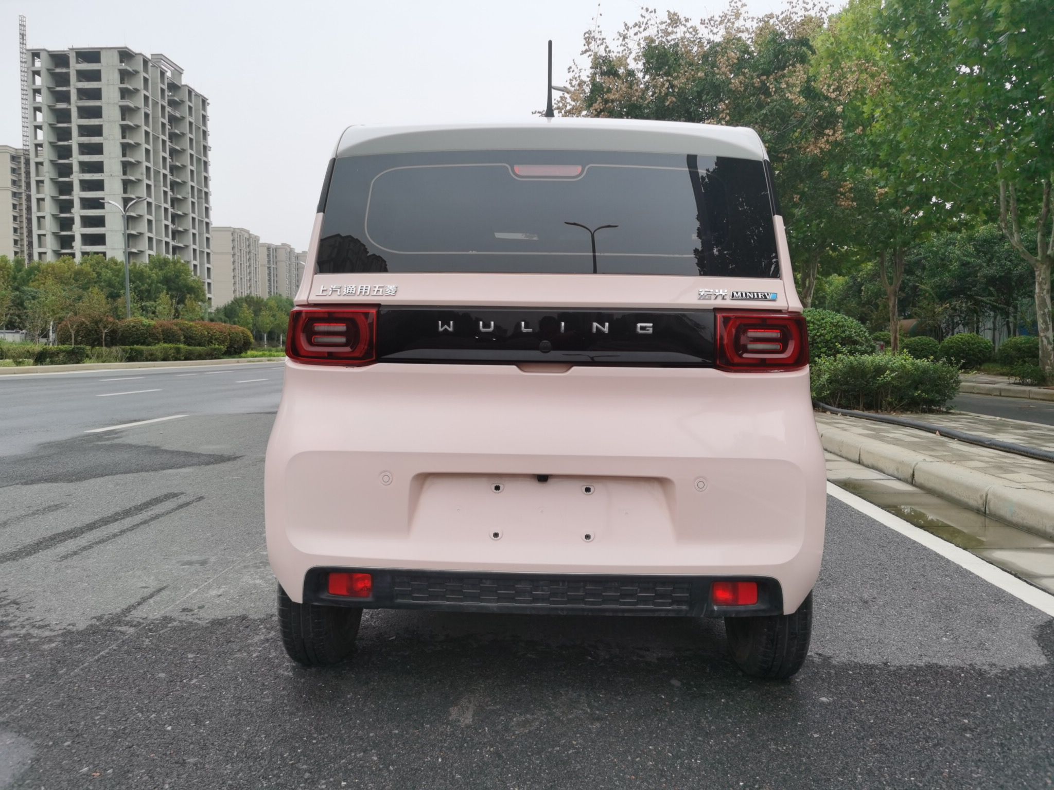 五菱汽车 宏光MINI EV 2021款 马卡龙臻享款 磷酸铁锂