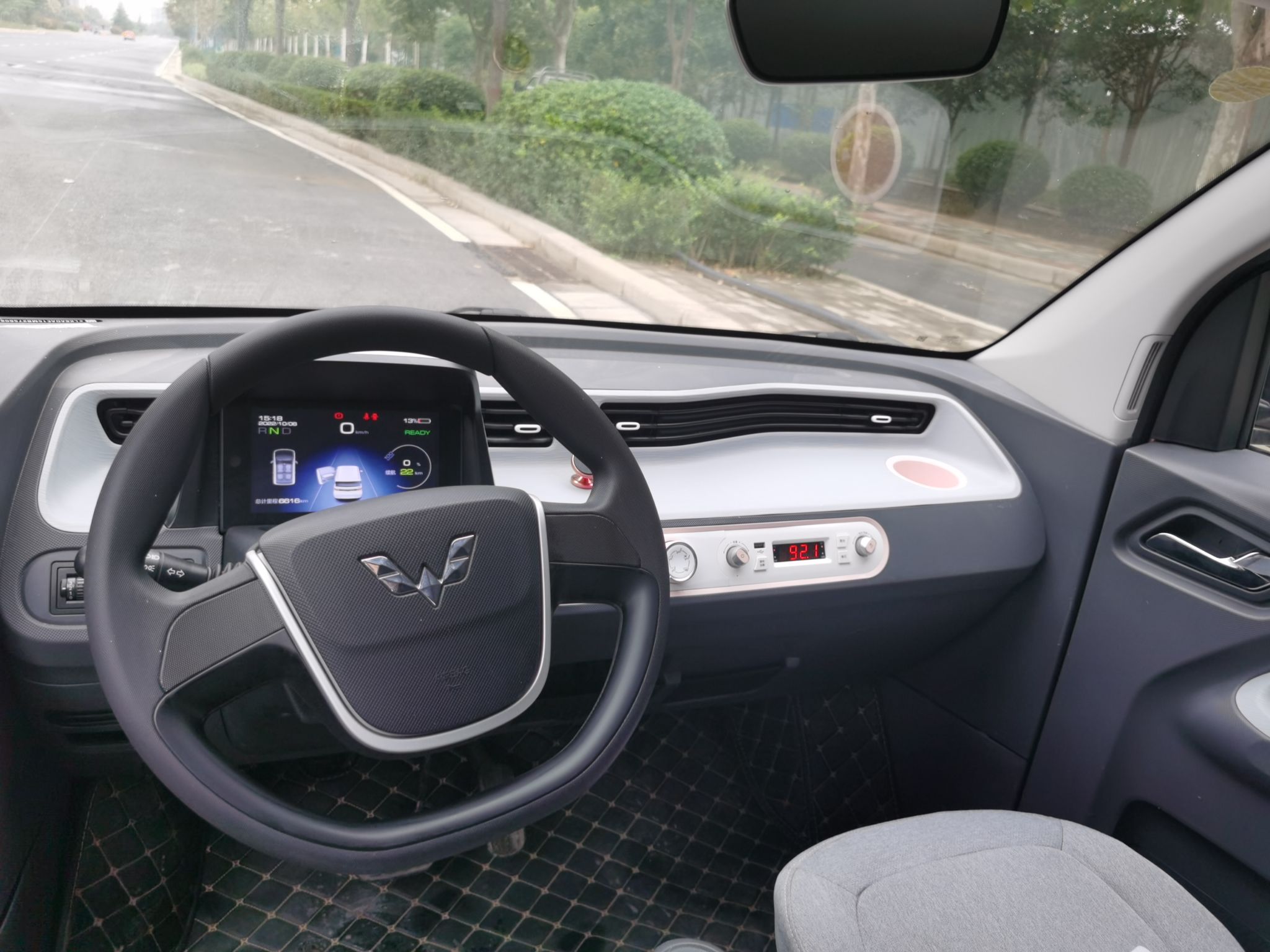 五菱汽车 宏光MINI EV 2021款 马卡龙臻享款 磷酸铁锂