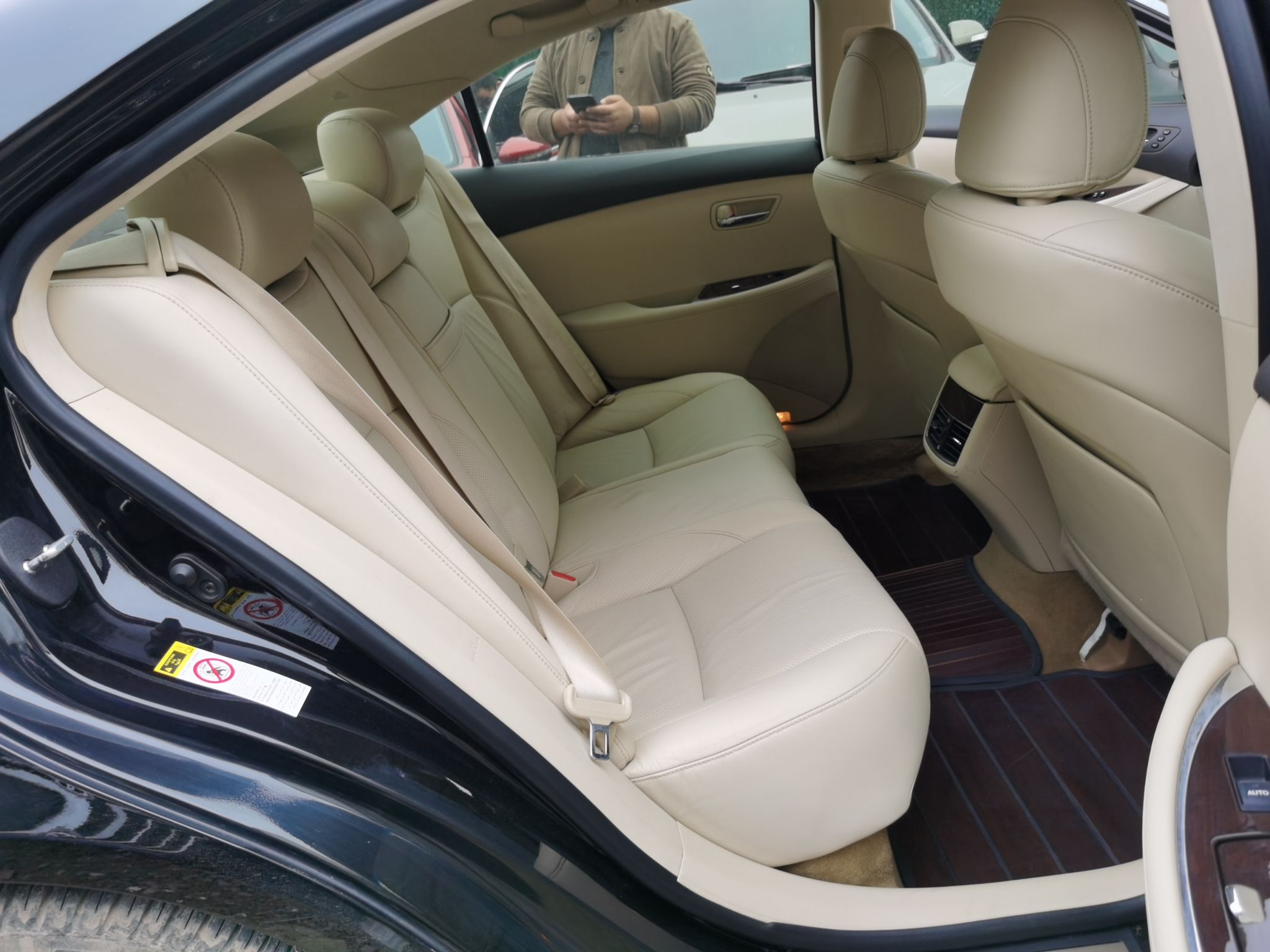 雷克萨斯ES 2010款 240 豪华版