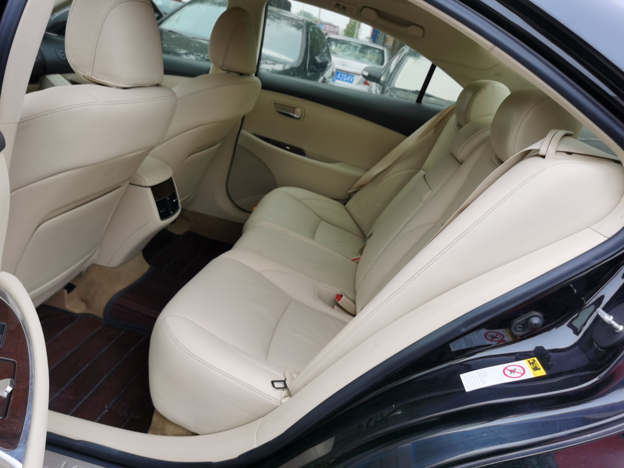 雷克萨斯ES 2010款 240 豪华版