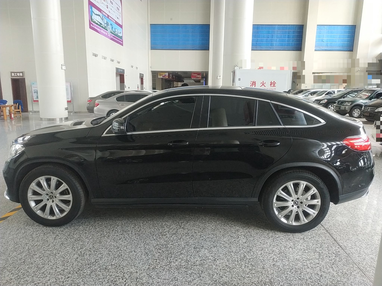 奔驰GLE级 2018款 GLE 320 4MATIC 轿跑SUV(进口)