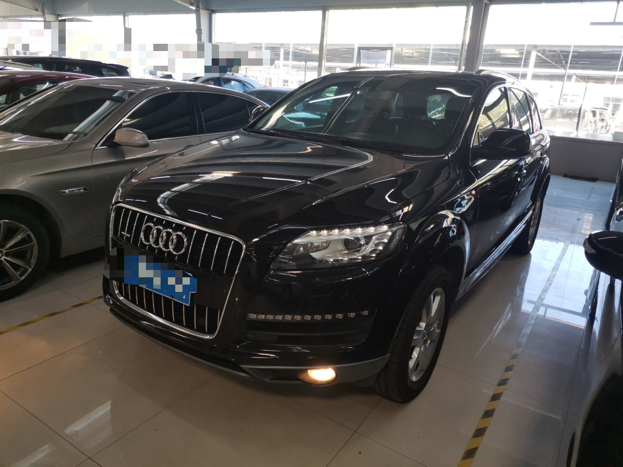 奥迪Q7 2014款 35 TFSI 进取型(进口)