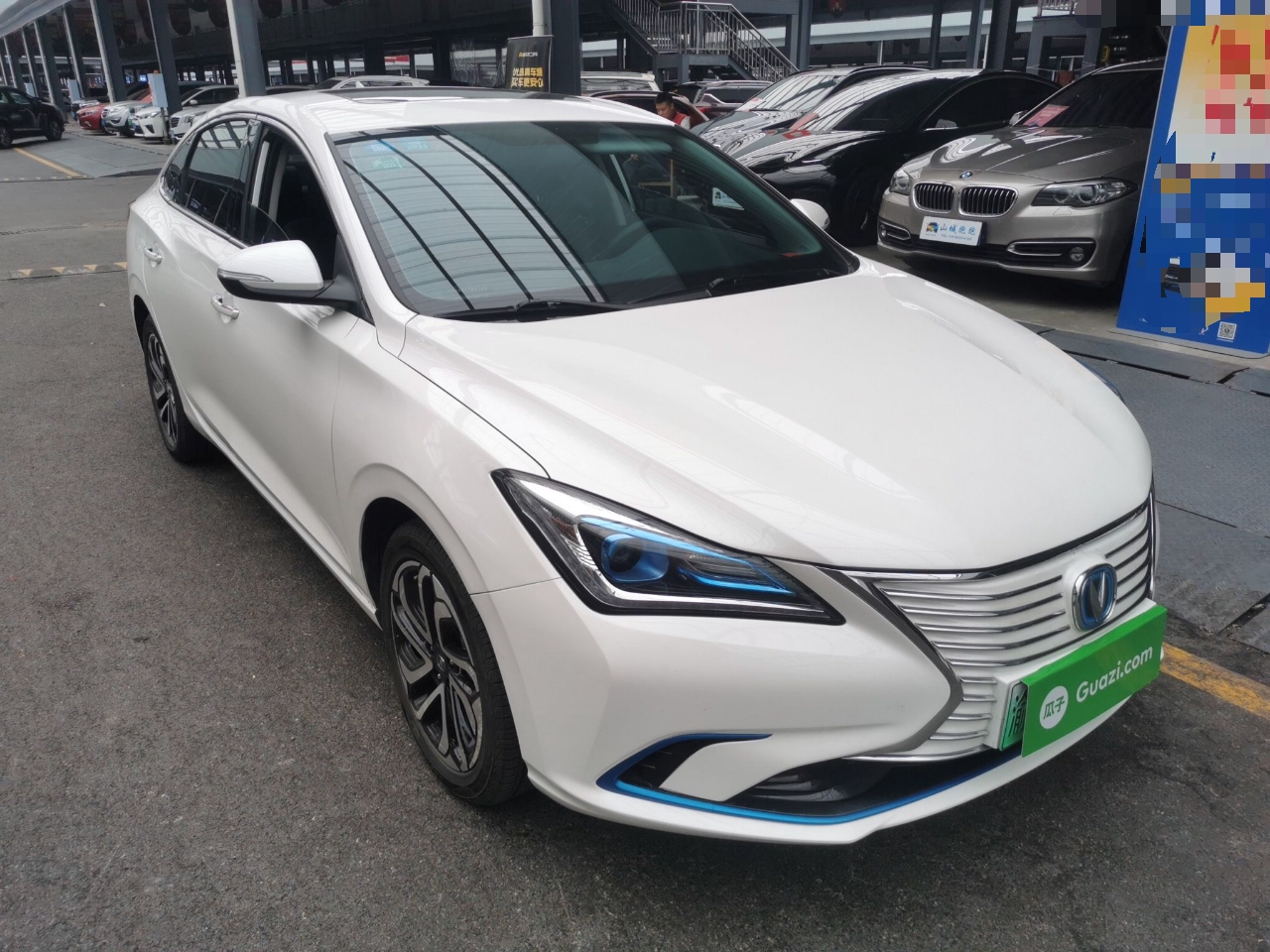 长安 逸动新能源 2019款 EV460 智领版