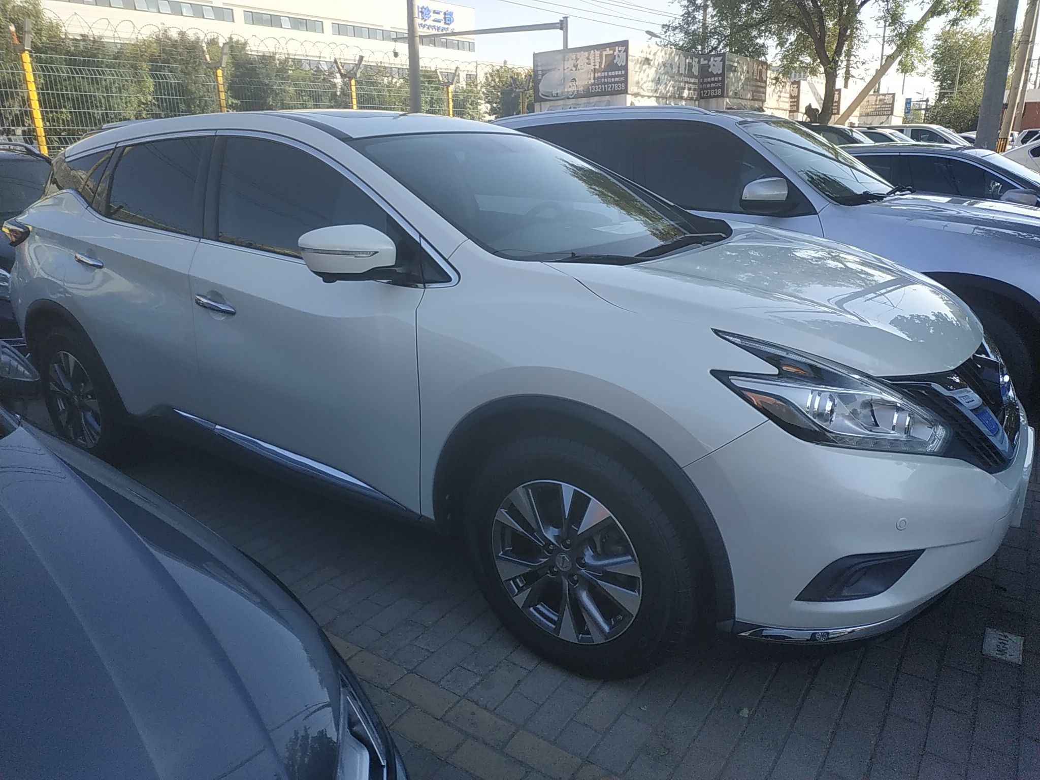 日产 楼兰 2015款 2.5L XL NAVI 两驱智享版