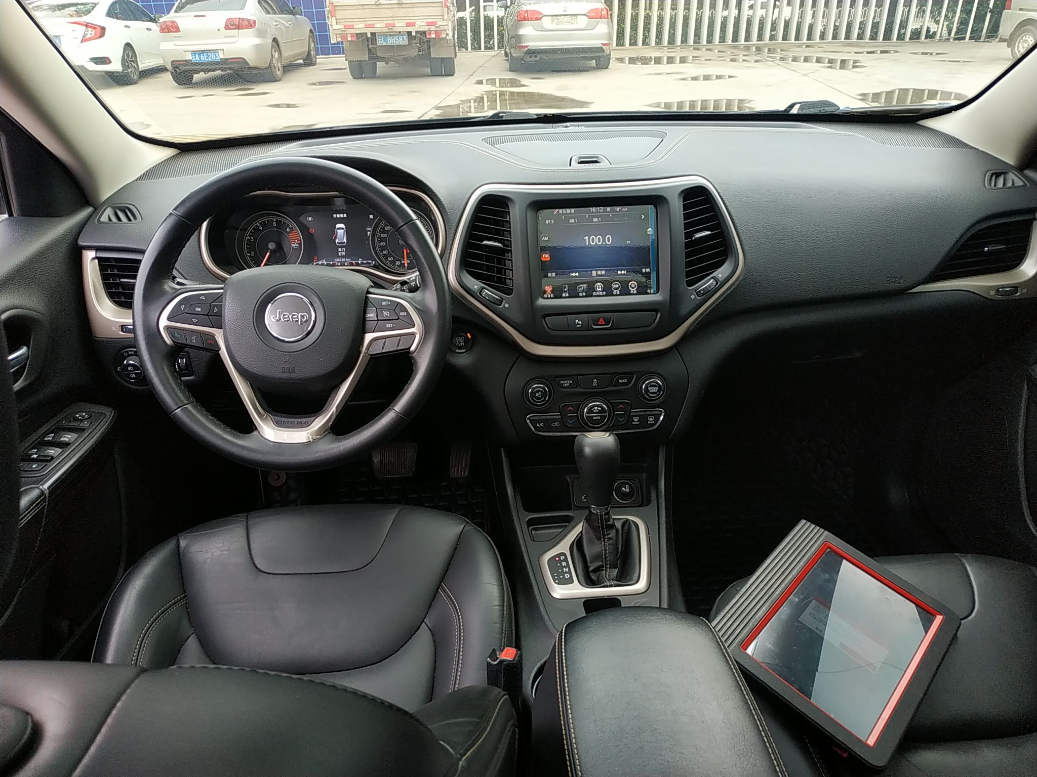 Jeep 自由光 2016款 2.0L 优越版