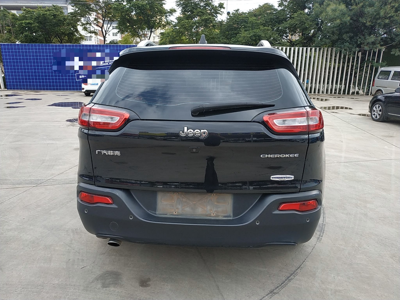 Jeep 自由光 2016款 2.0L 优越版