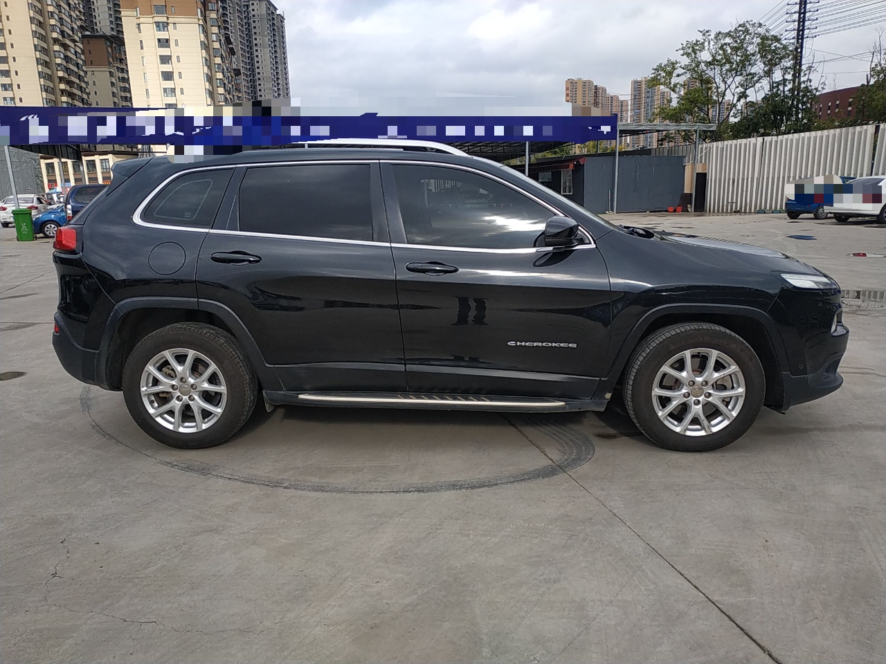 Jeep 自由光 2016款 2.0L 优越版