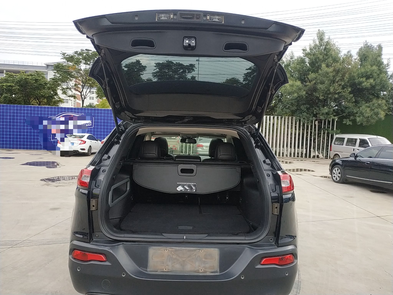 Jeep 自由光 2016款 2.0L 优越版