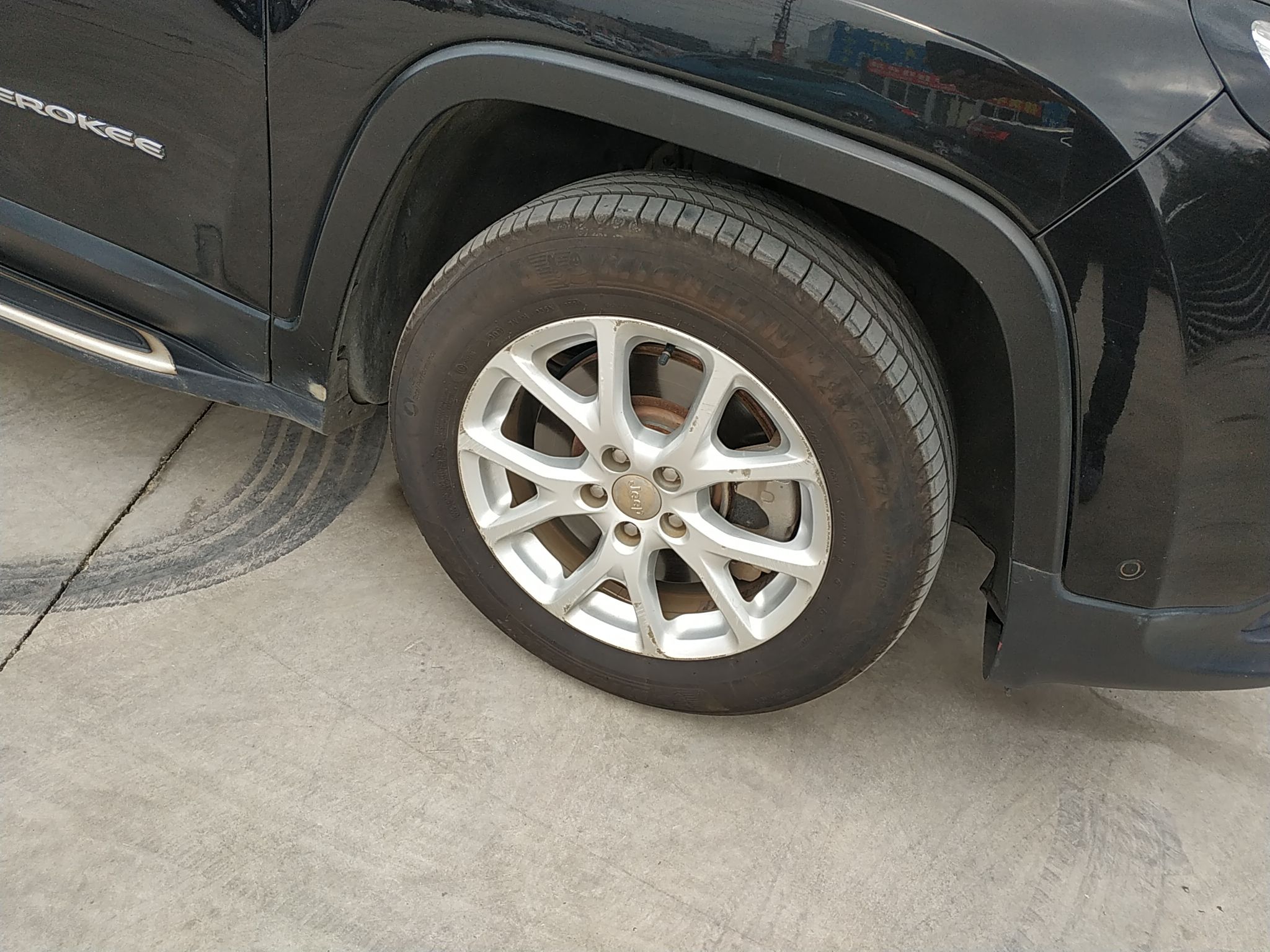 Jeep 自由光 2016款 2.0L 优越版