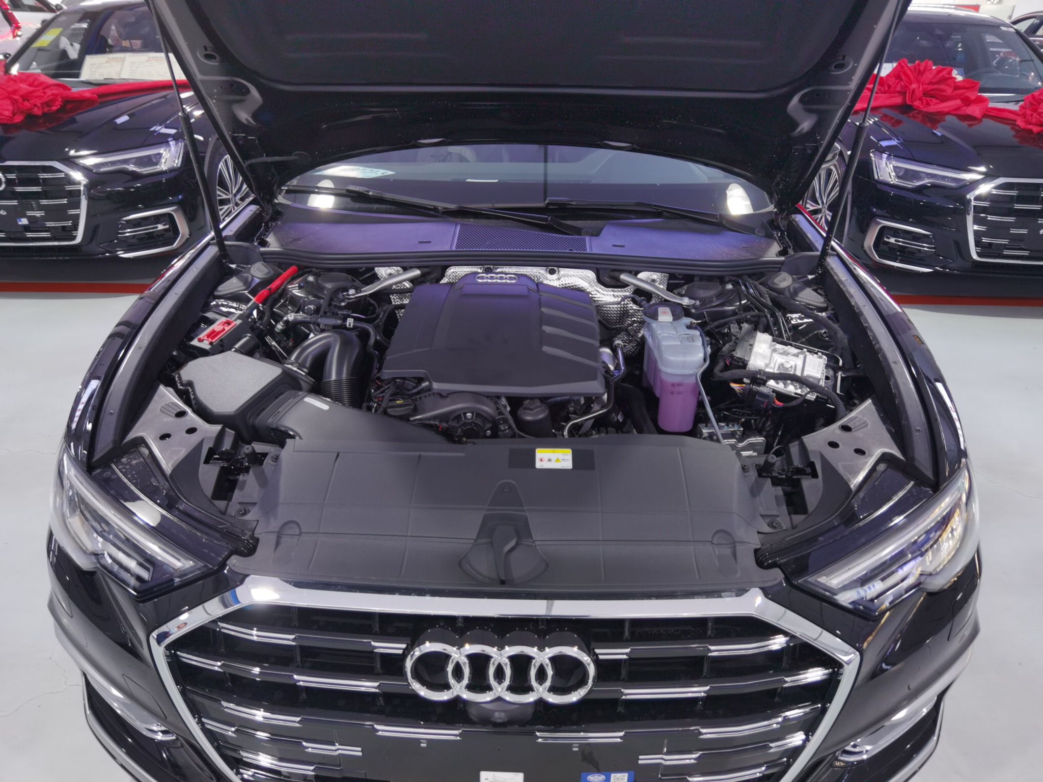 奥迪A6L 2023款 45 TFSI 臻选动感型