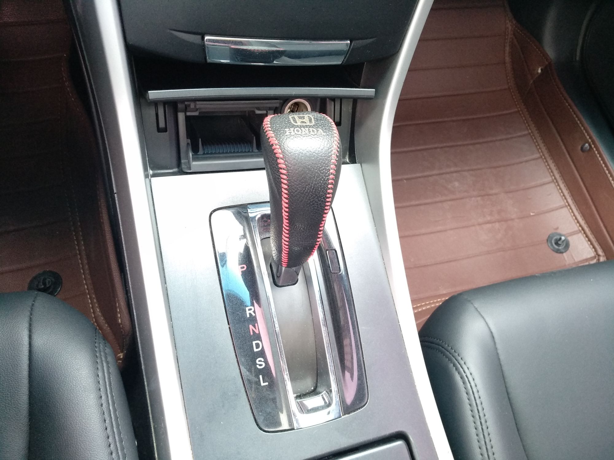 本田 雅阁 2015款 2.0L LX 舒适版