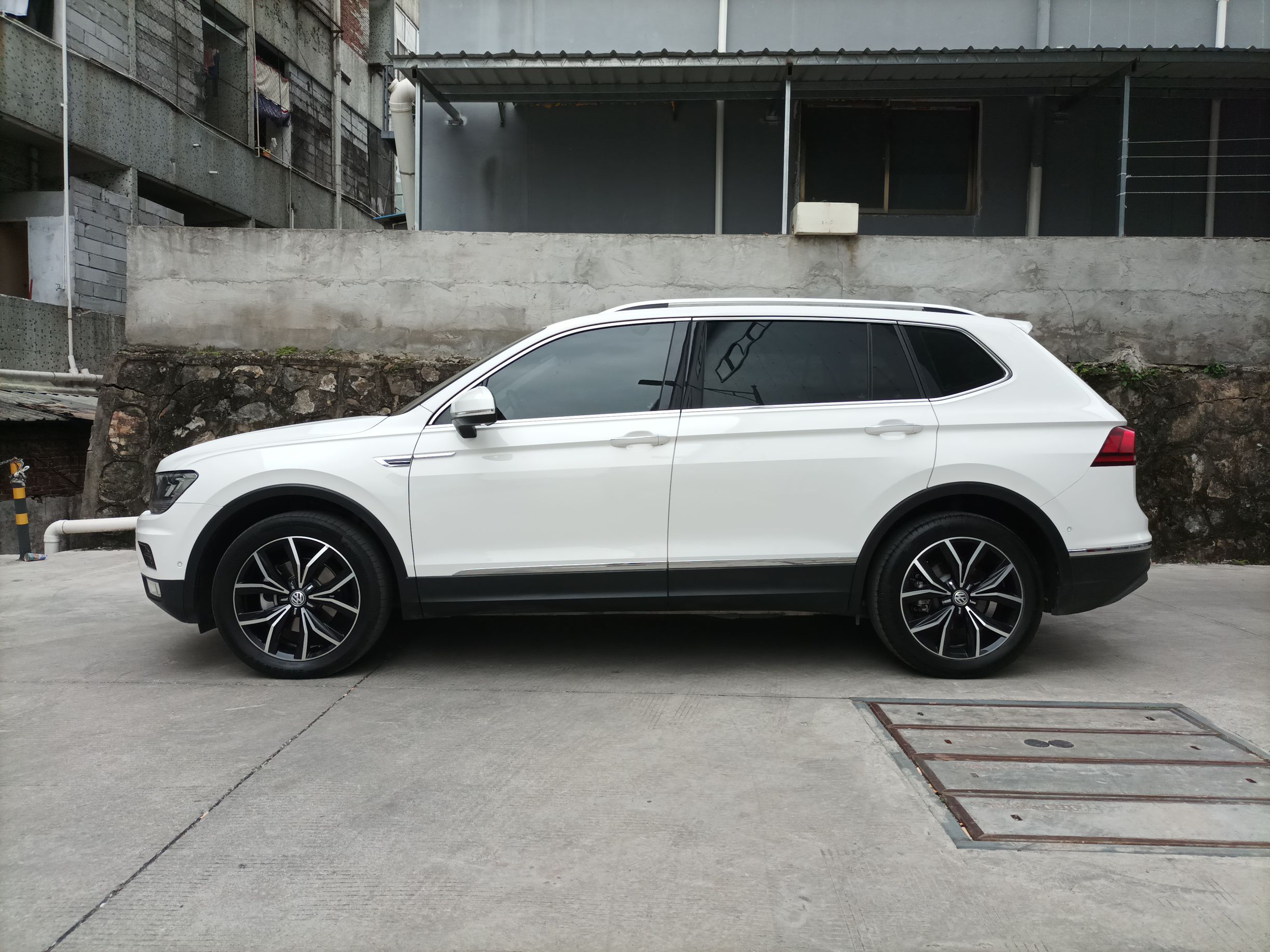 大众 途观L 2019款 330TSI 自动两驱智动豪华版 国VI