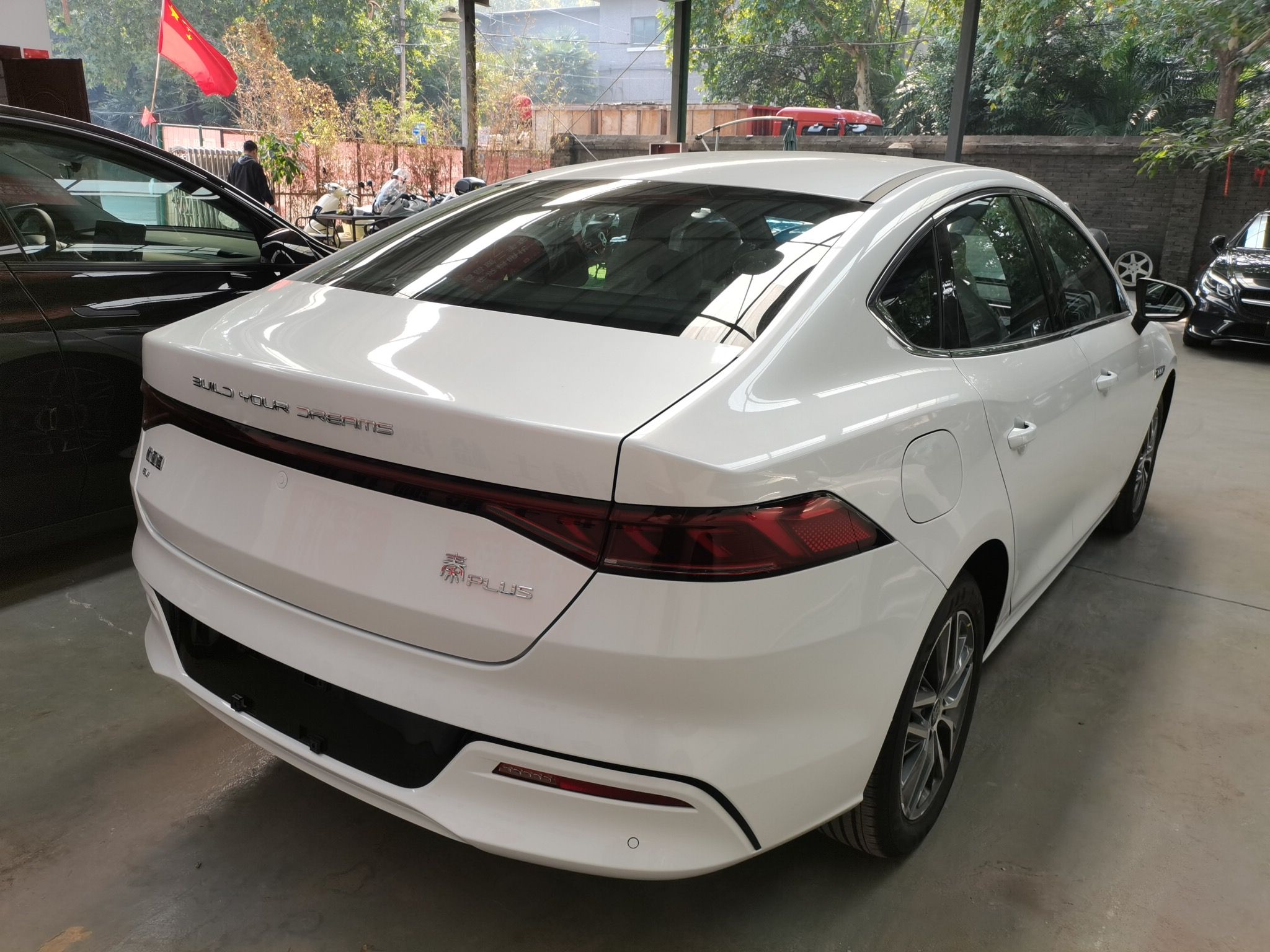 比亚迪 秦PLUS 2021款 EV 400KM 豪华型