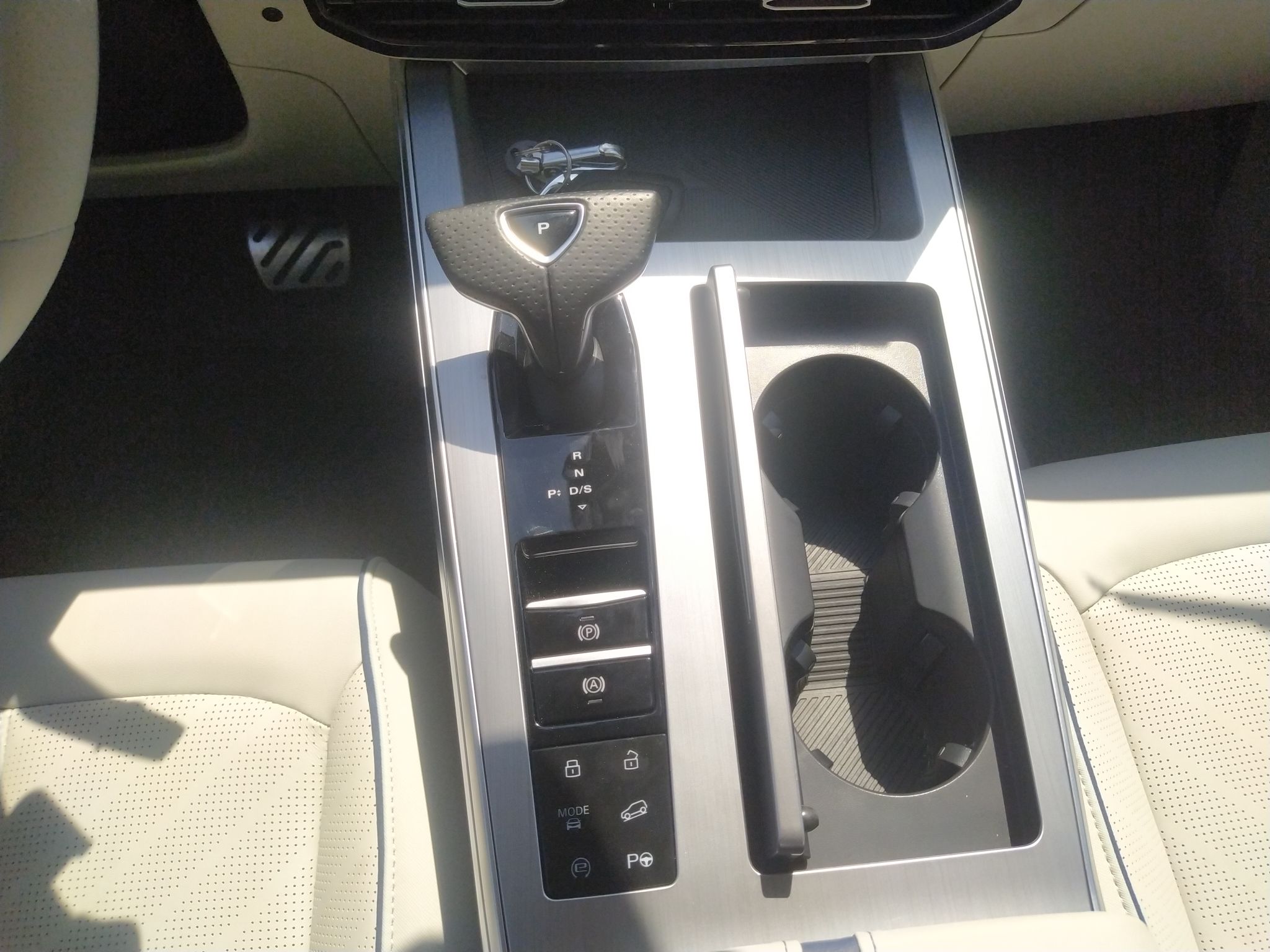 荣威 2022款 2.0T 蓝鲸版