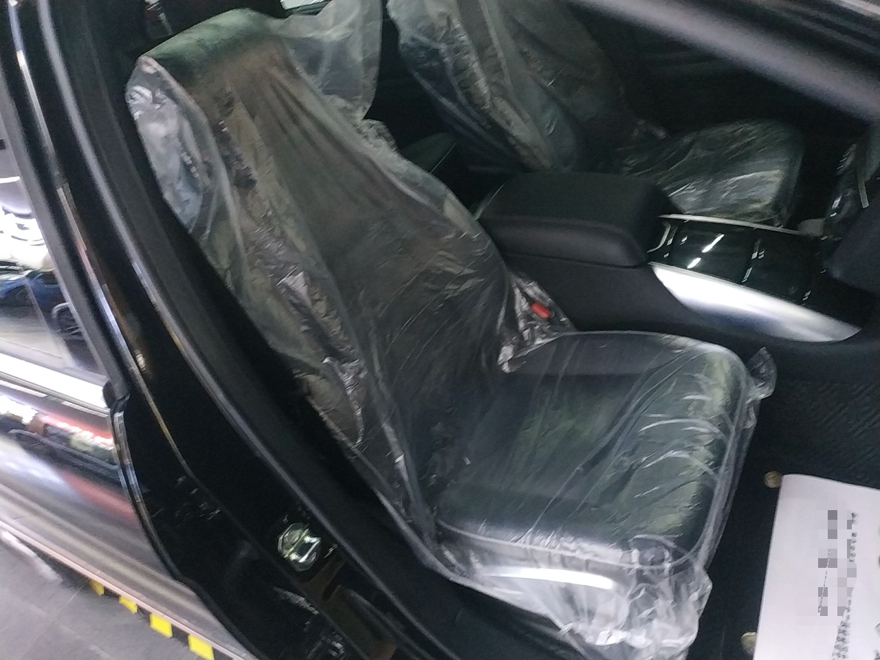 奔驰R级 2017款 R 320 4MATIC 商务型臻藏版(进口)