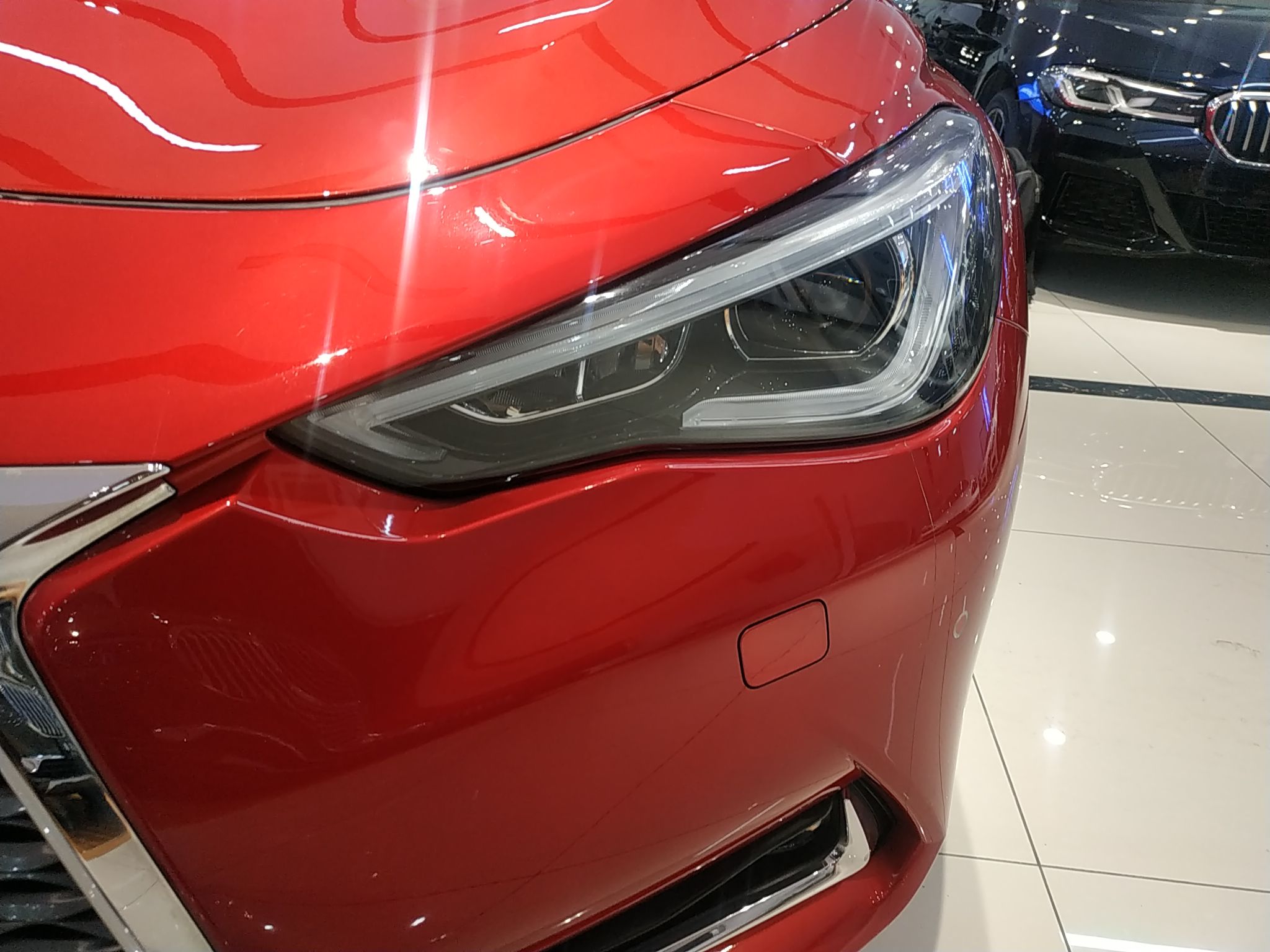 英菲尼迪Q60 2019款 2.0T 豪华版(进口)