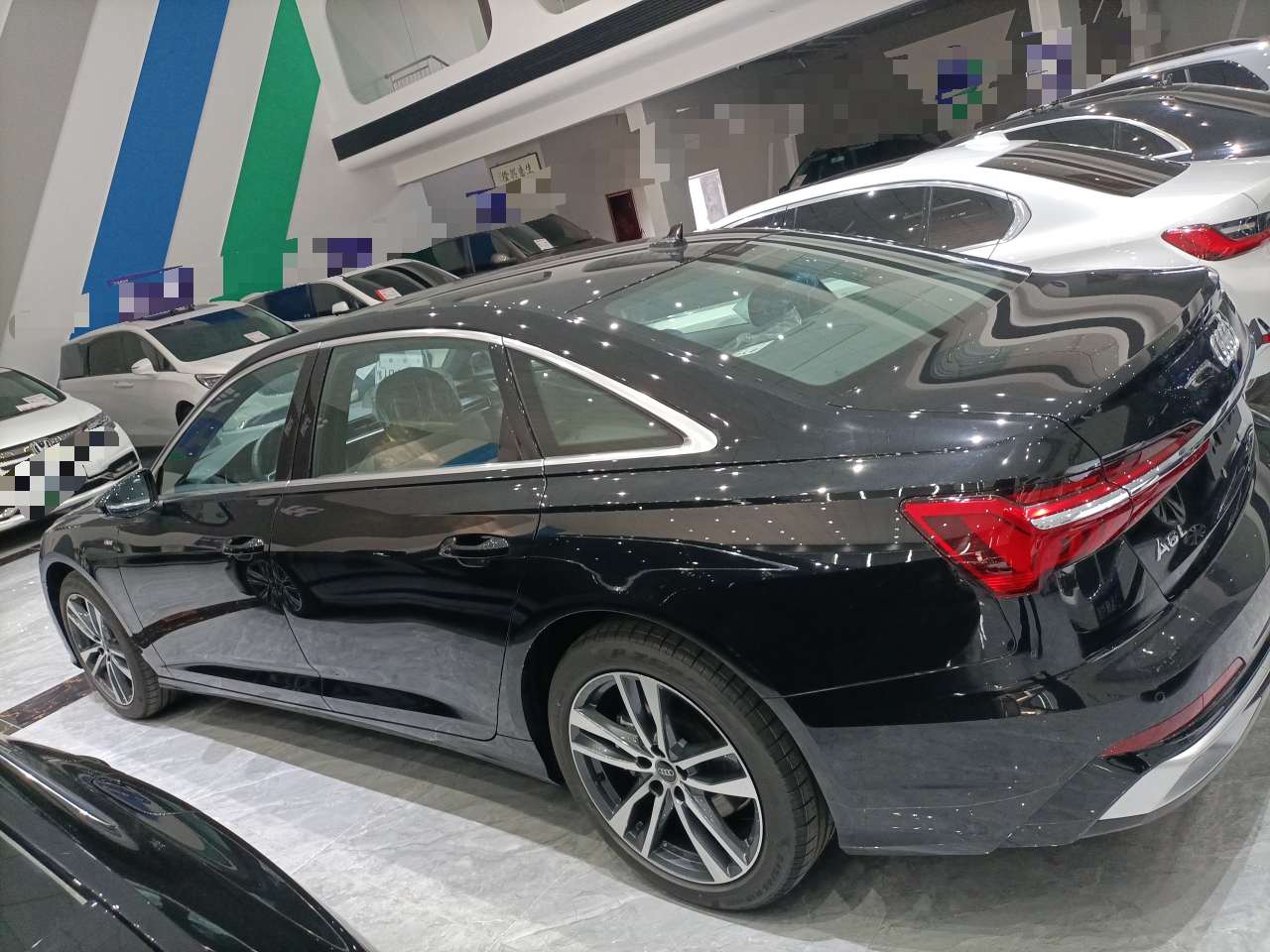 奥迪A6L 2023款 40 TFSI 豪华动感型