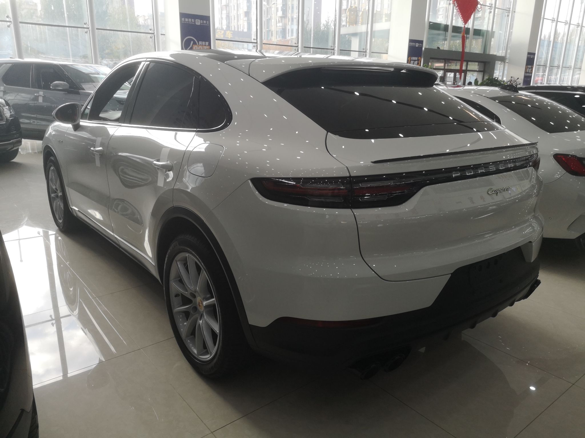 保时捷 Cayenne新能源 2021款 Cayenne E-Hybrid Coupé 2.0T