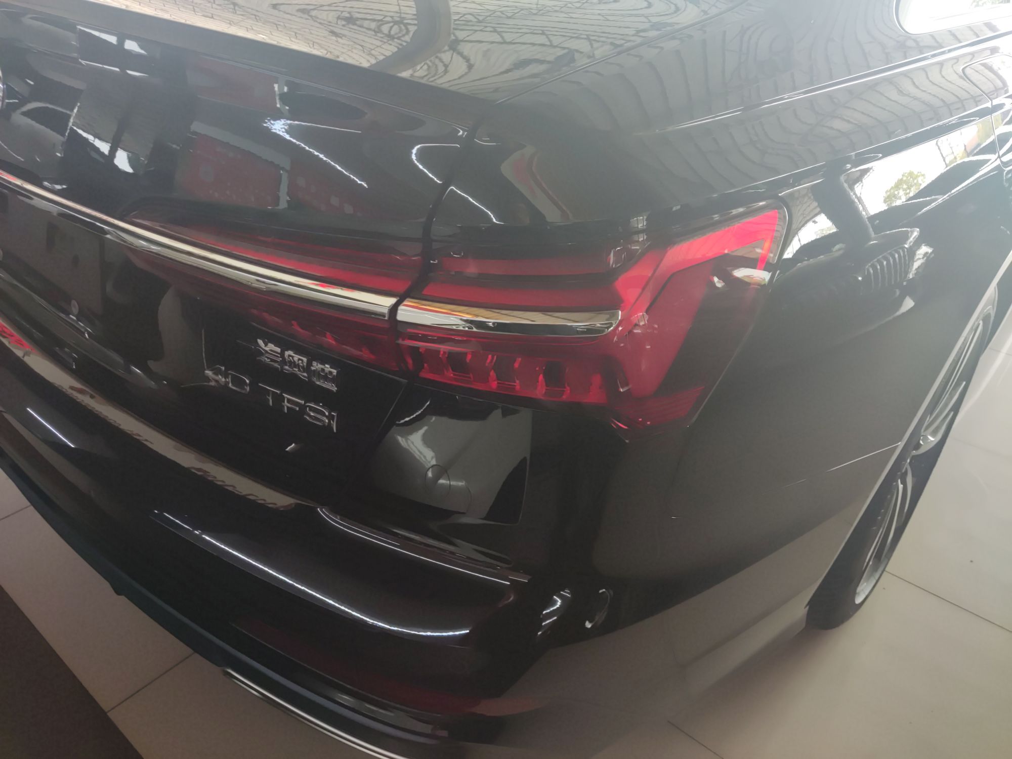 奥迪A6L 2022款 40 TFSI 豪华动感型