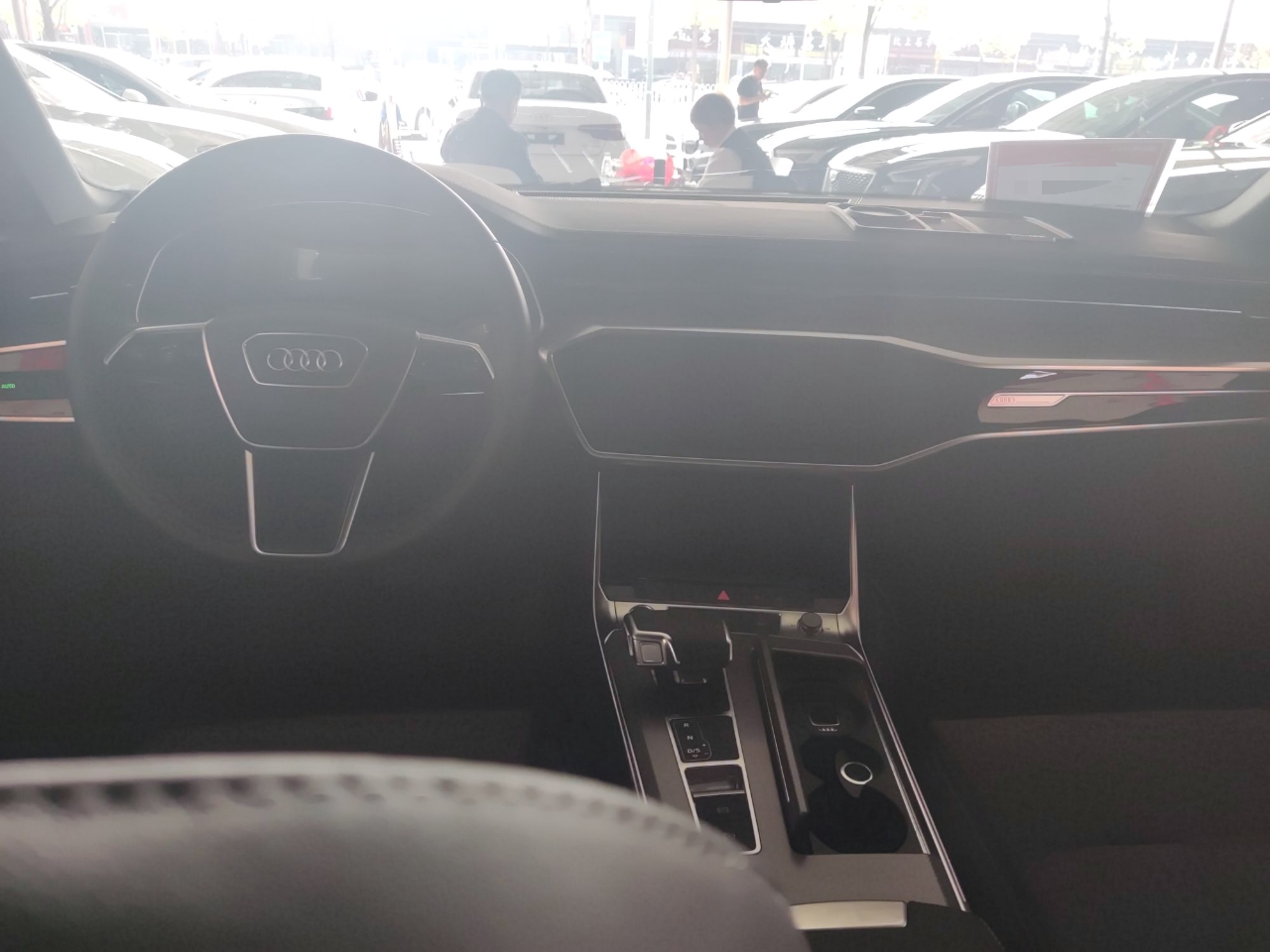 奥迪A6L 2022款 40 TFSI 豪华动感型