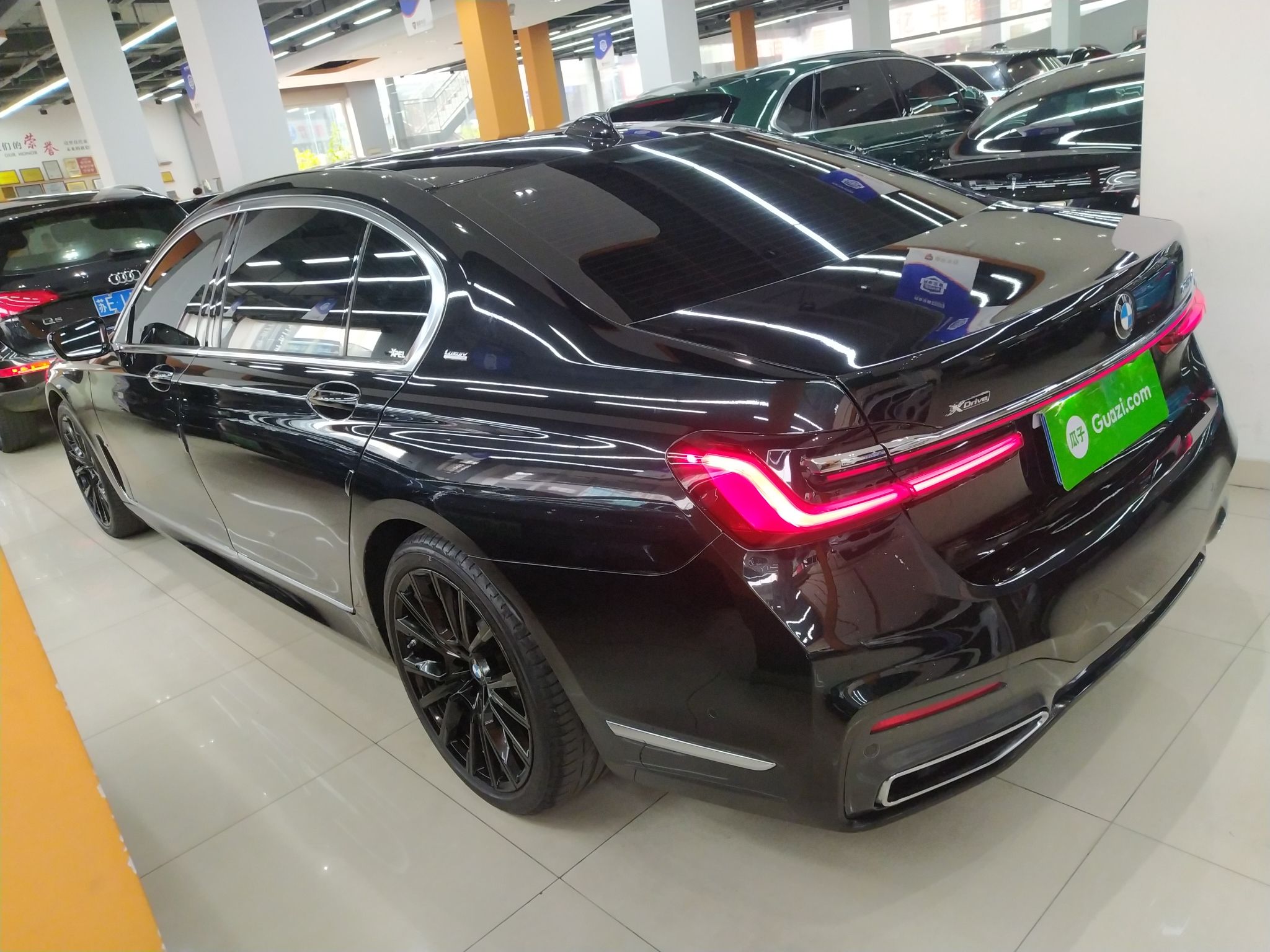 宝马7系 2019款 改款 740Li xDrive 行政型 M运动套装(进口)