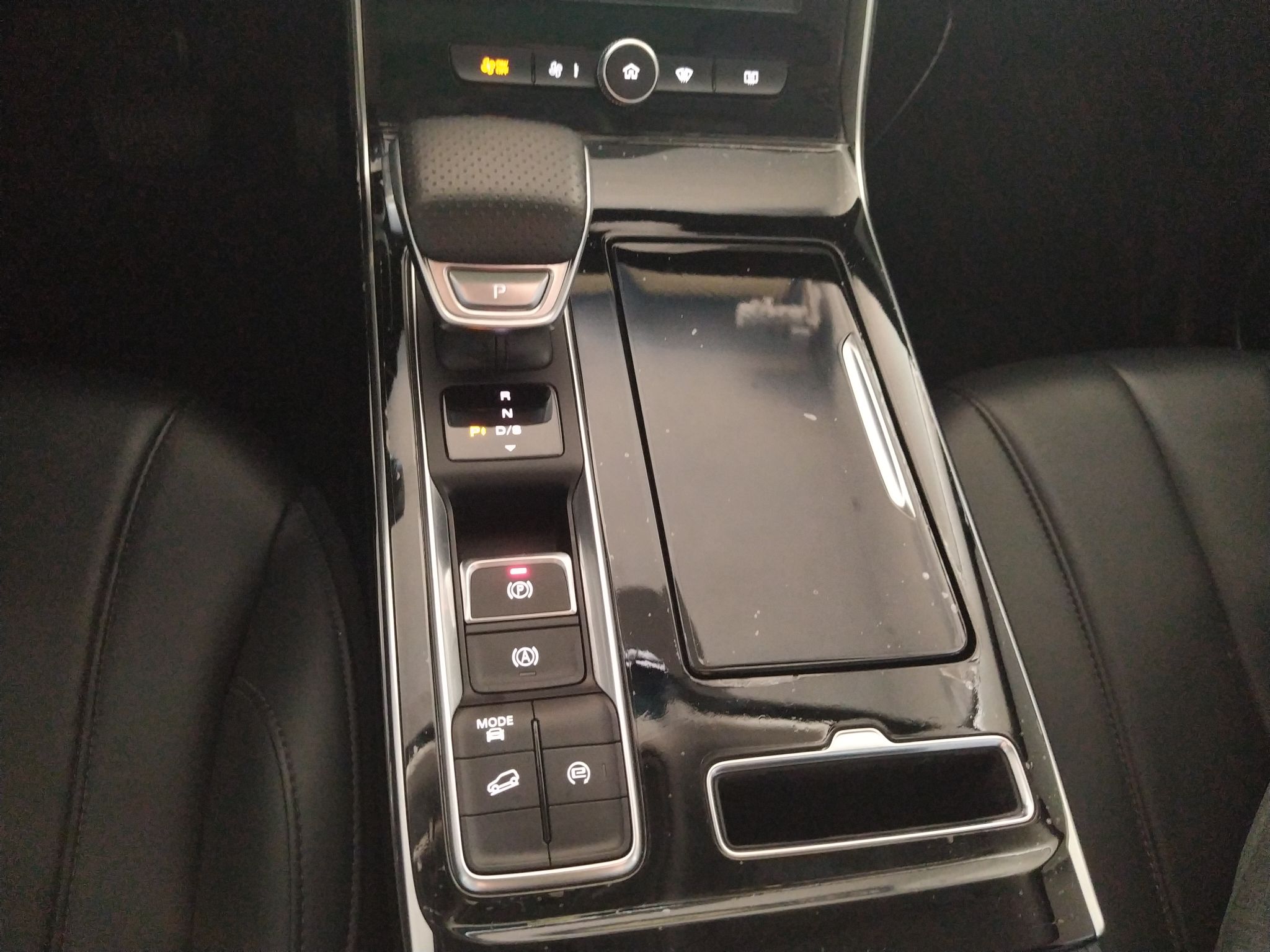 荣威RX5 MAX 2019款 400TGI 自动4G互联豪华版