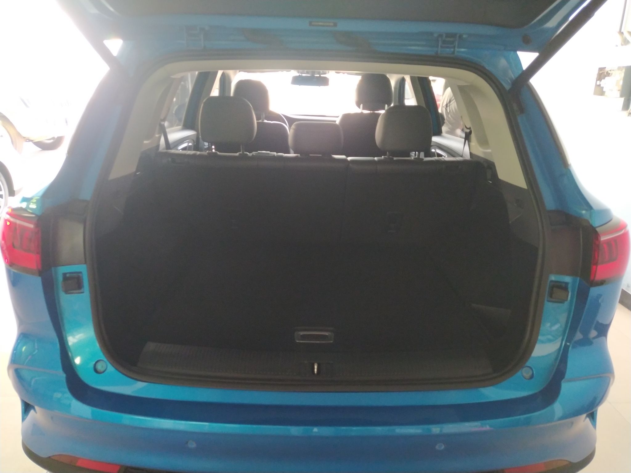 荣威RX5 MAX 2019款 400TGI 自动4G互联豪华版