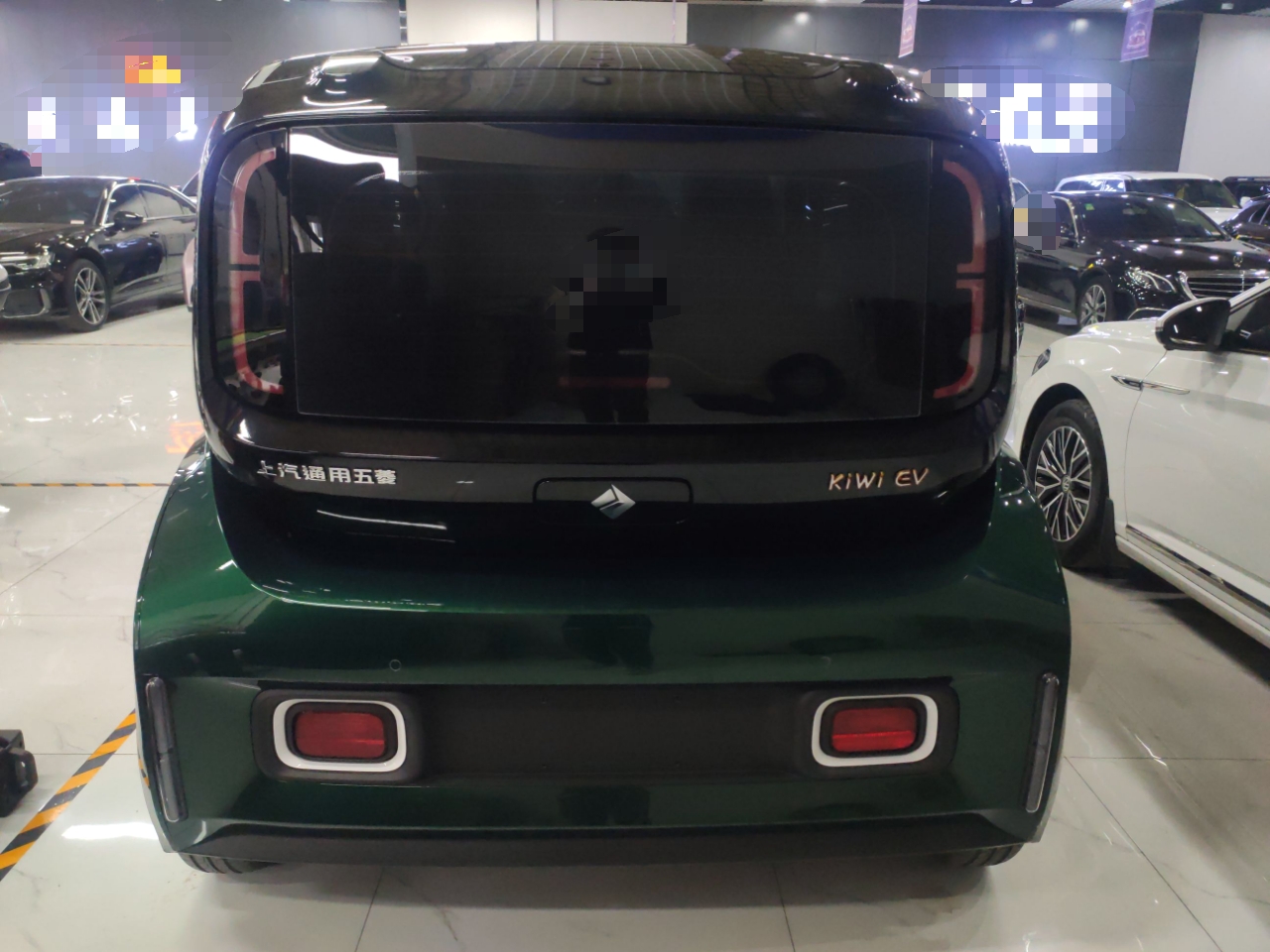 宝骏KiWi EV 2022款 艺术家轻享版 三元锂