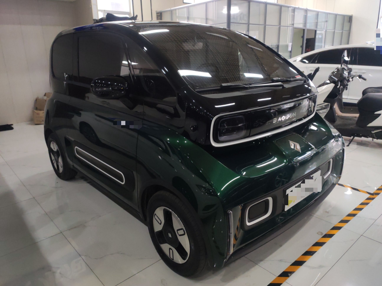 宝骏KiWi EV 2022款 艺术家轻享版 三元锂