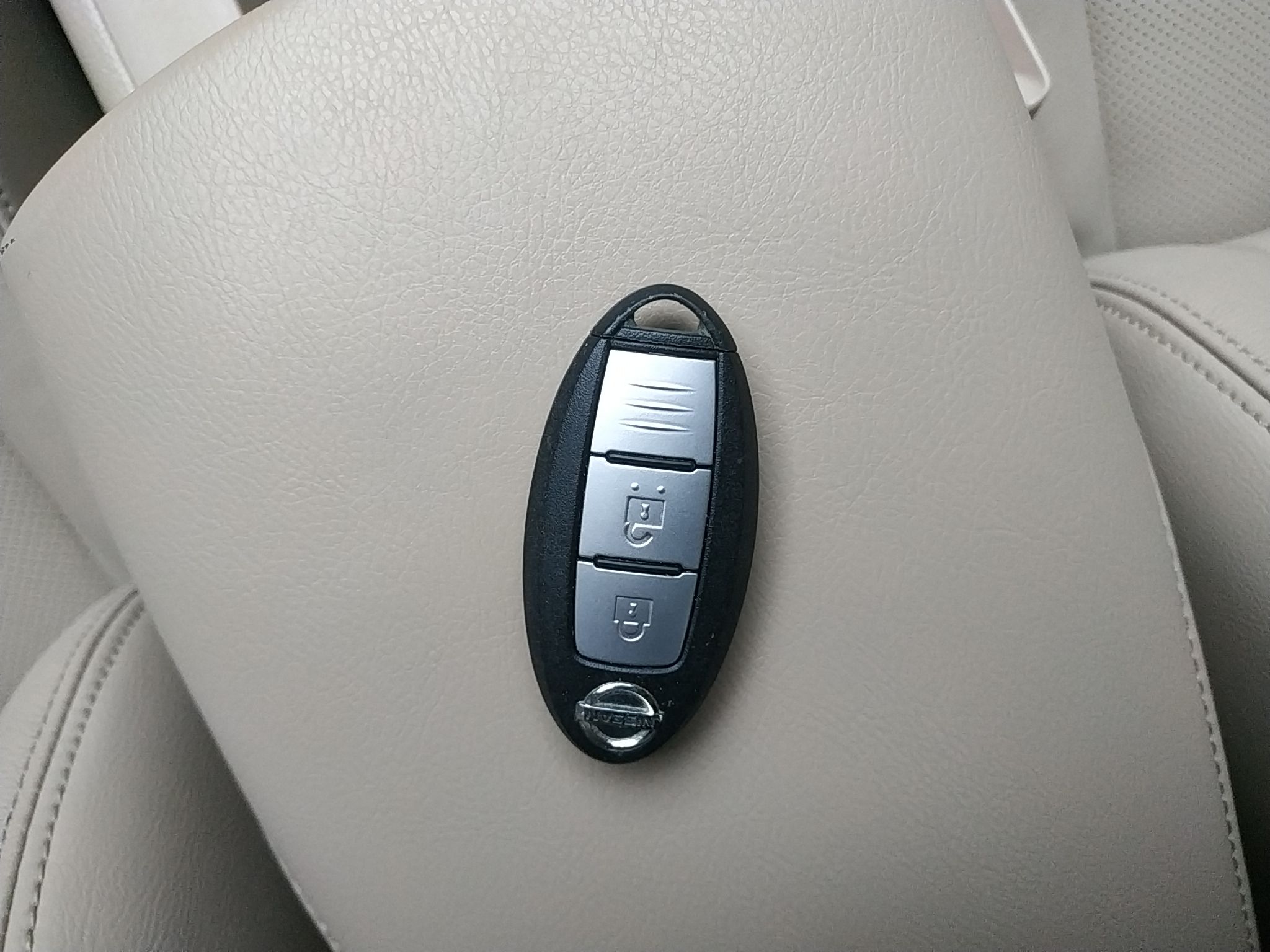 日产 奇骏 2014款 2.0L CVT舒适版 2WD